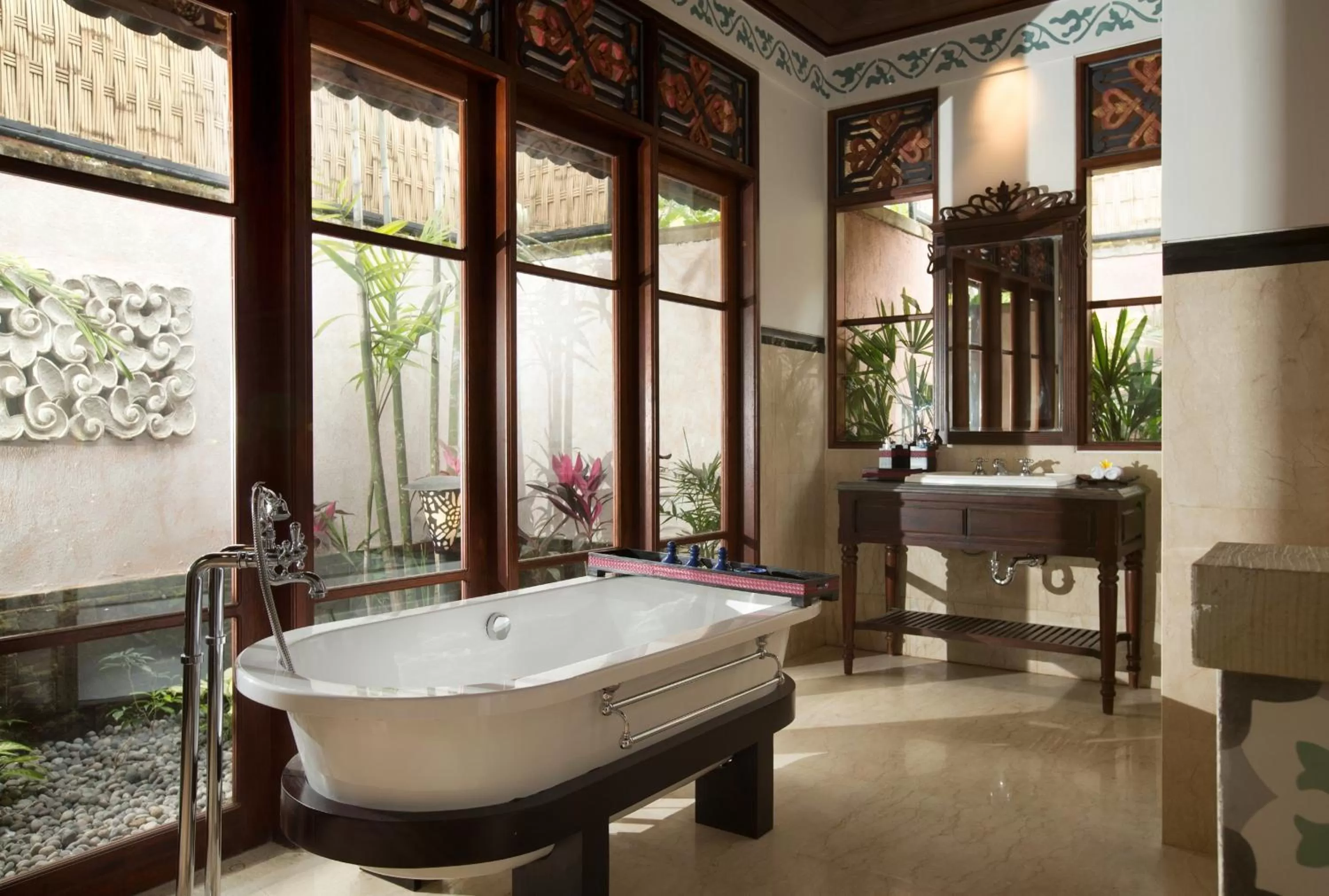 Bathroom in Dwaraka The Royal Villas