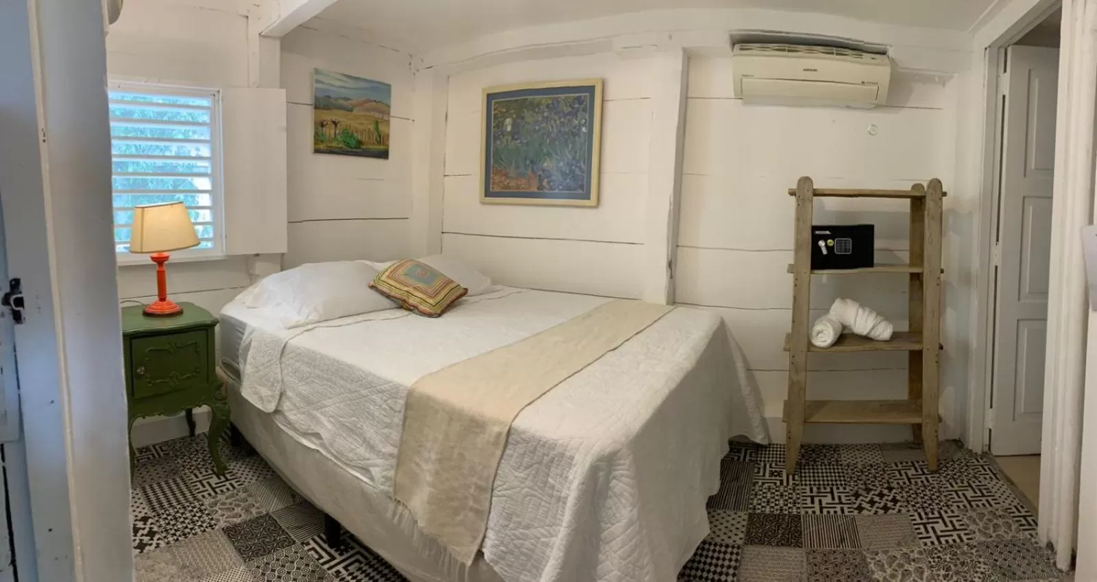 Bed in Looking Good Surf House San Juan del Sur