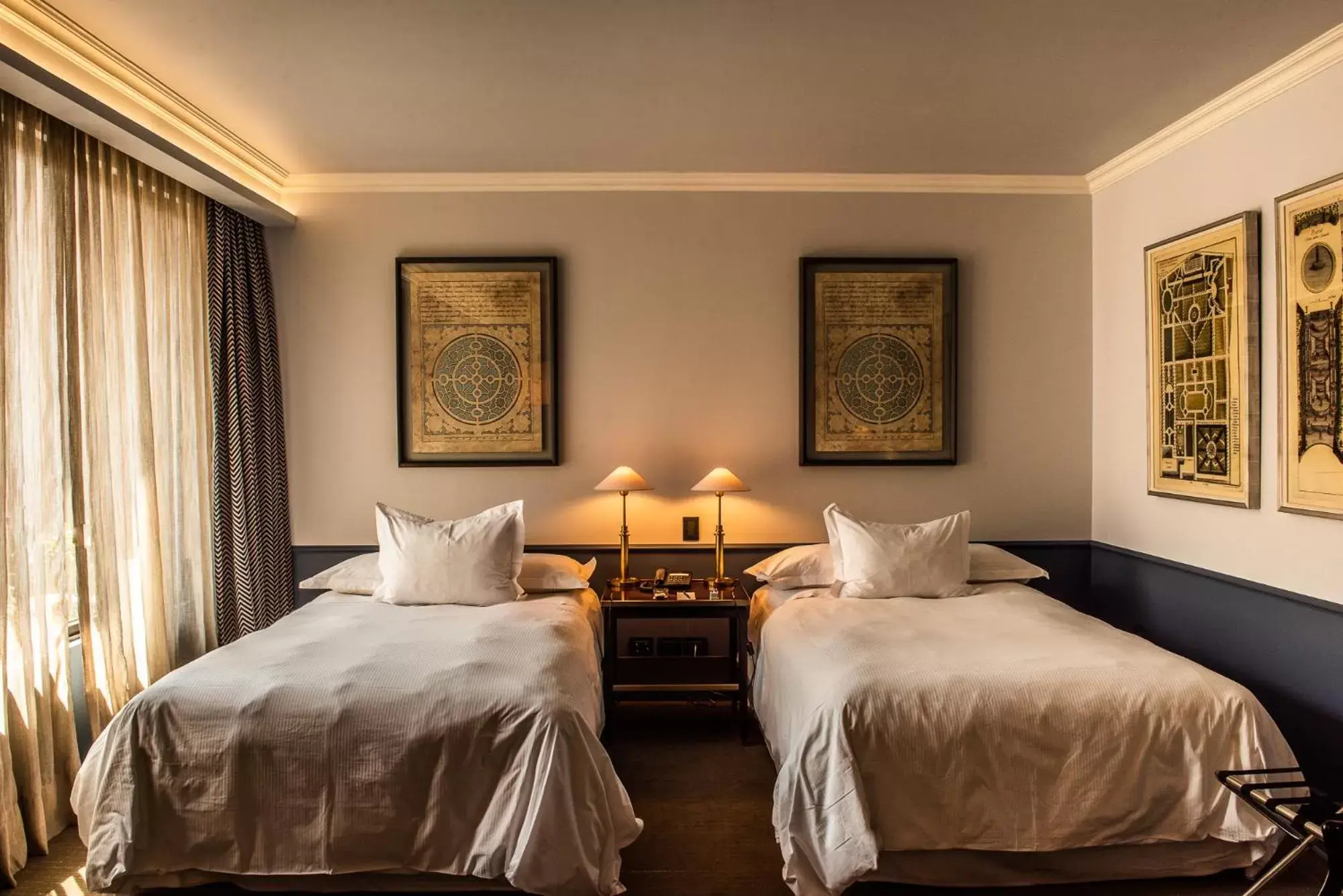 Twin Room - Disability Access in The Singular Santiago Twin Room - Disability Access in The Singular Santiago