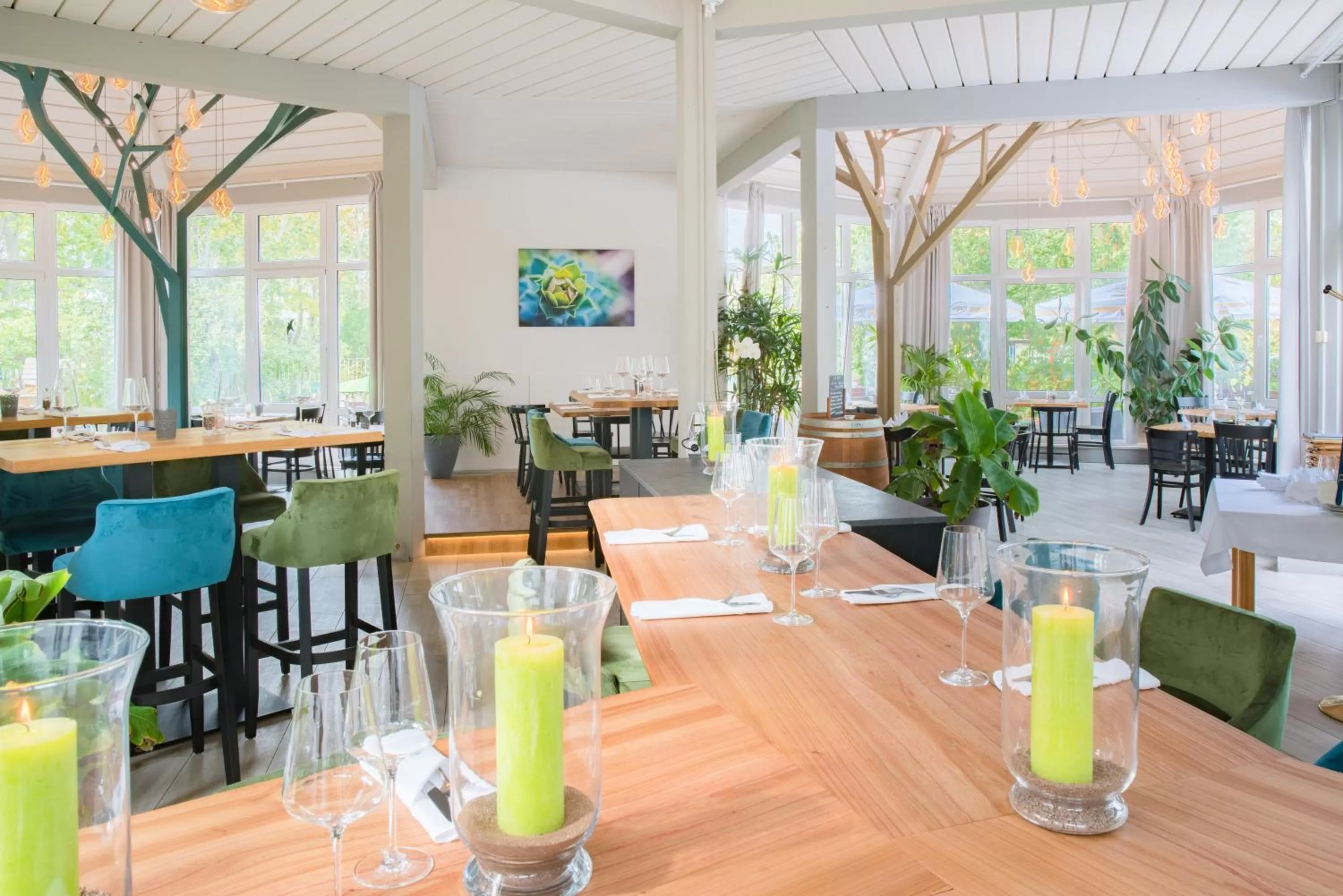 Restaurant/places to eat in Parkhotel Diani