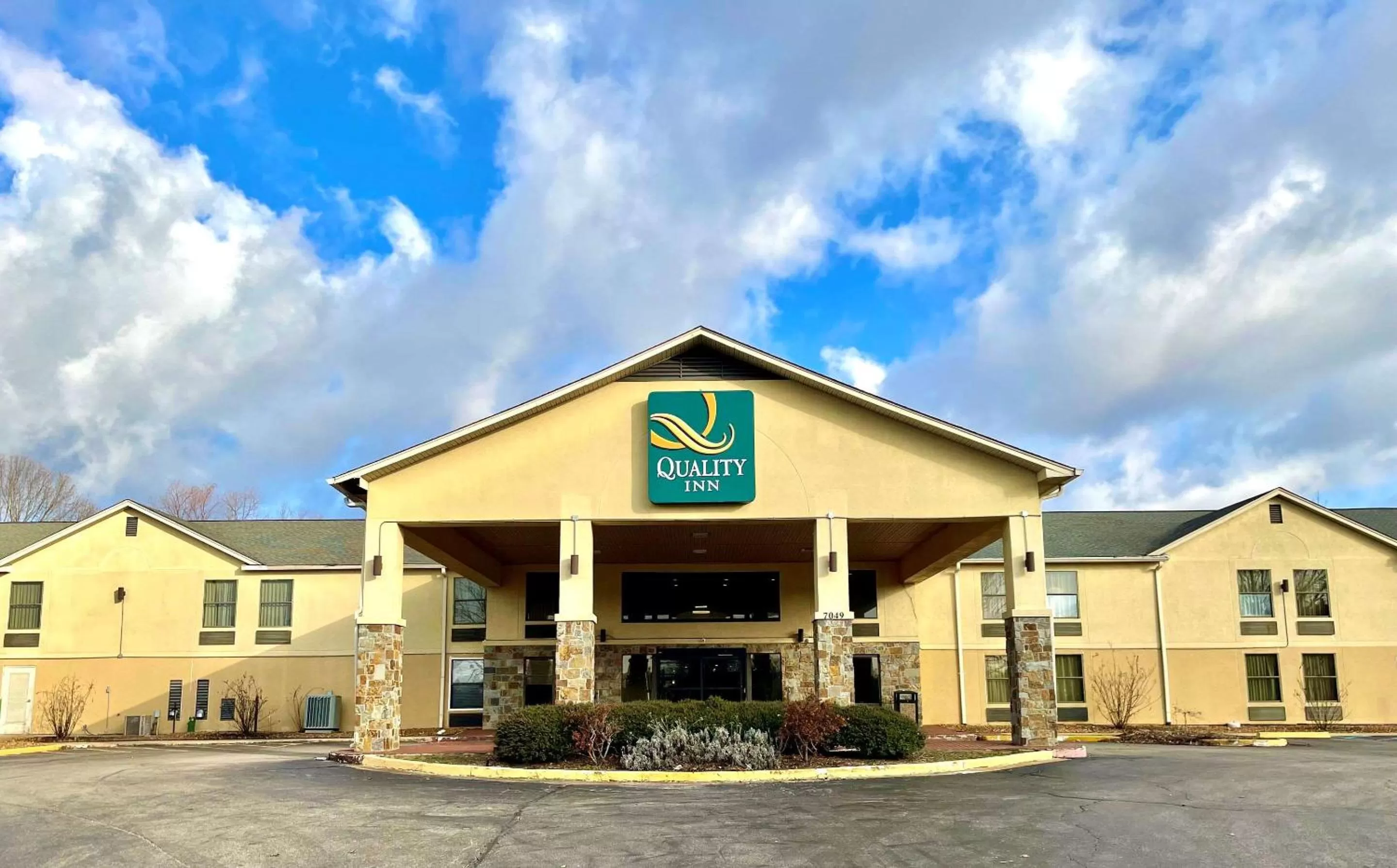 Property building in Quality Inn Olive Branch - Memphis South