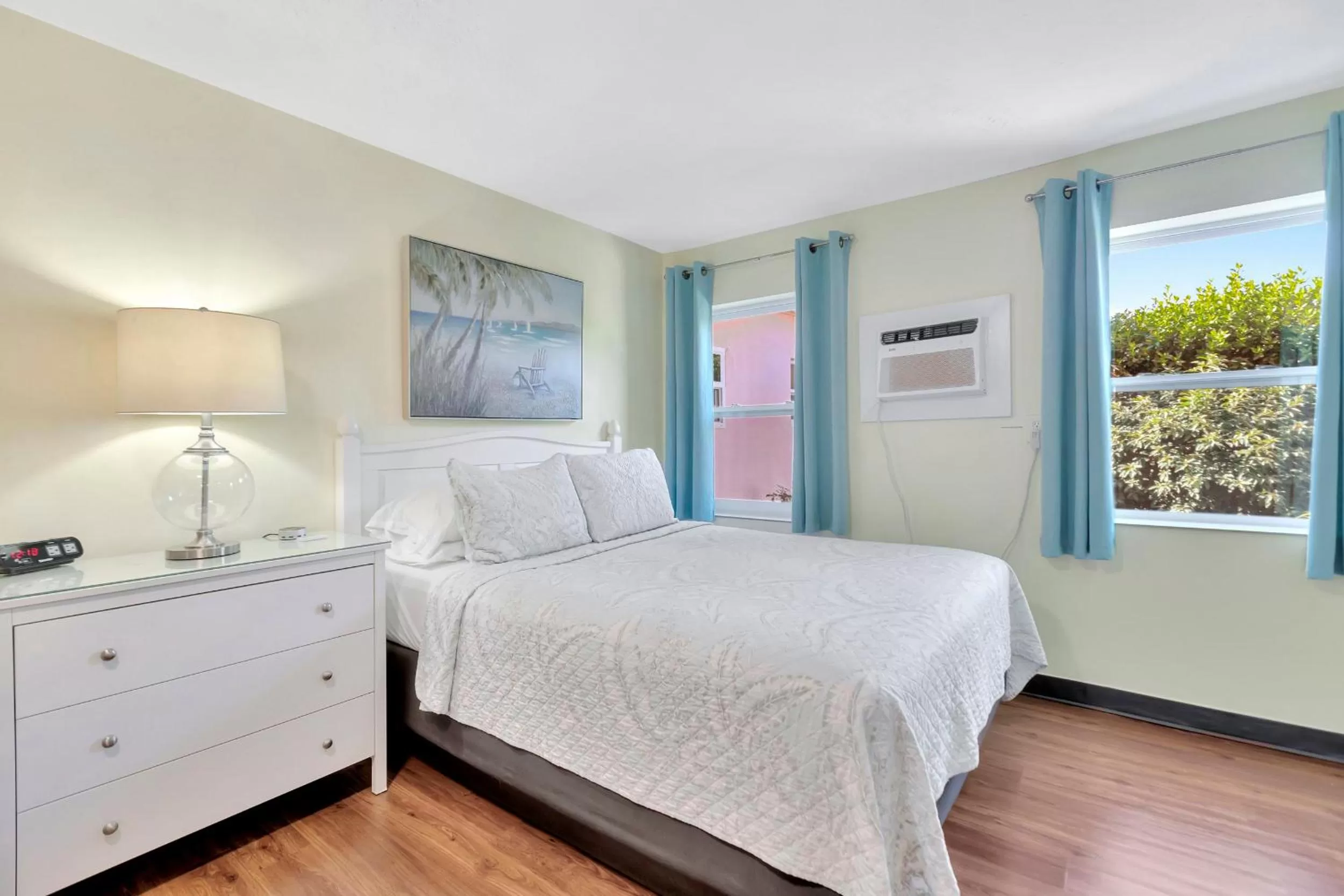 Bedroom, Bed in Seahorse Guesthouse