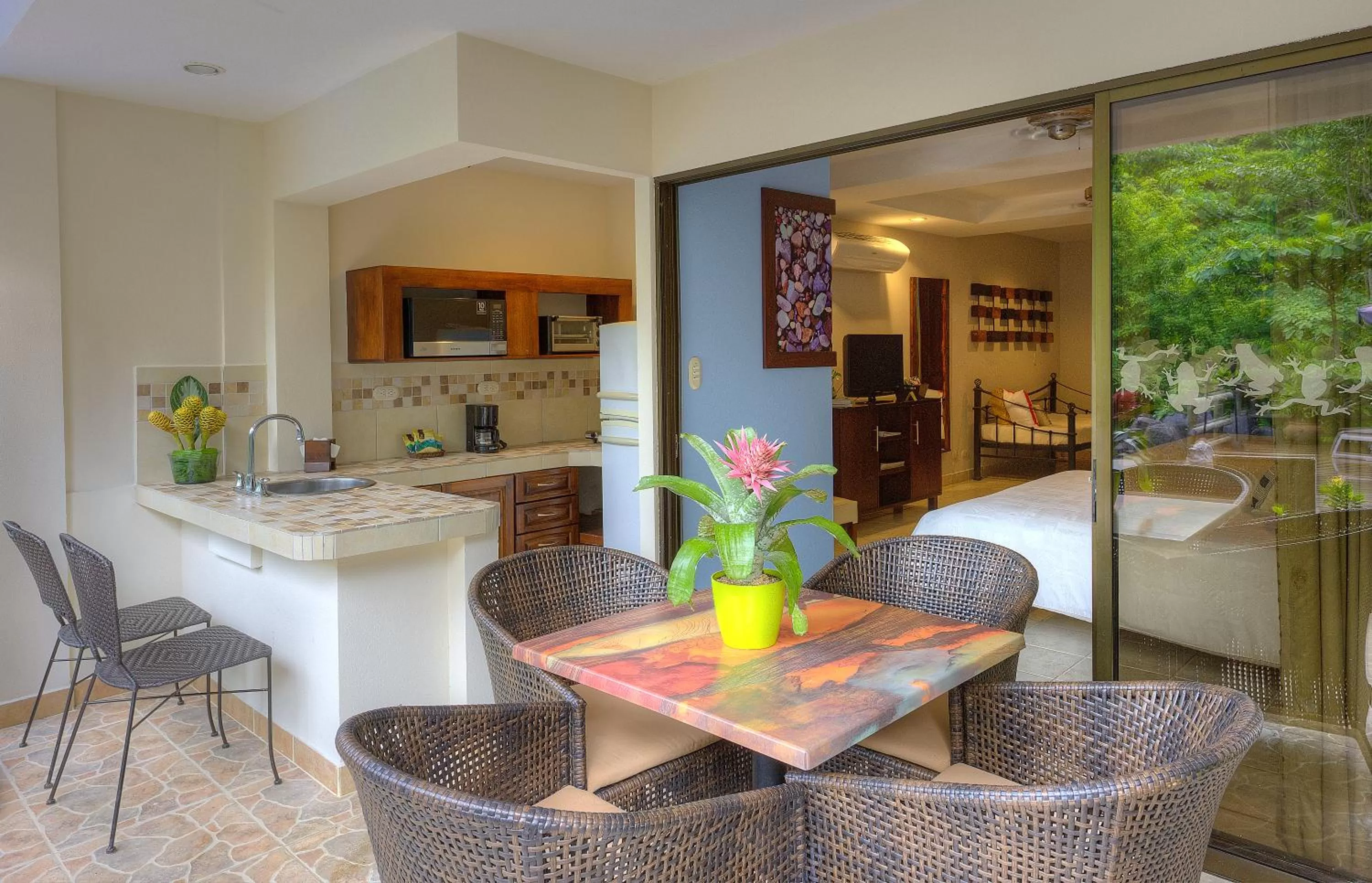 Bed in Pumilio Mountain & Ocean Hotel