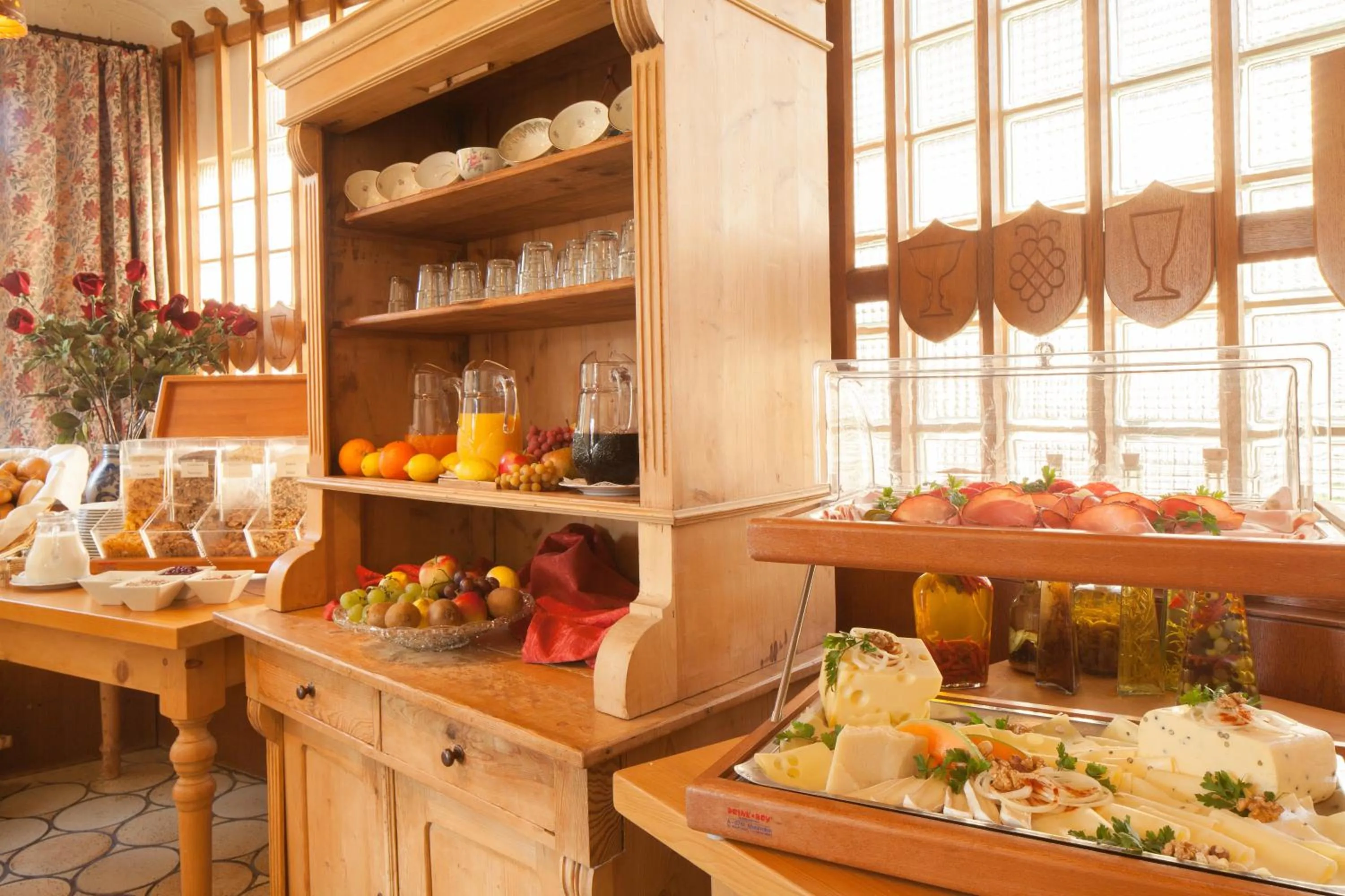 Buffet breakfast in Hotel Goldenes Fass in Rothenburg ob der Tauber