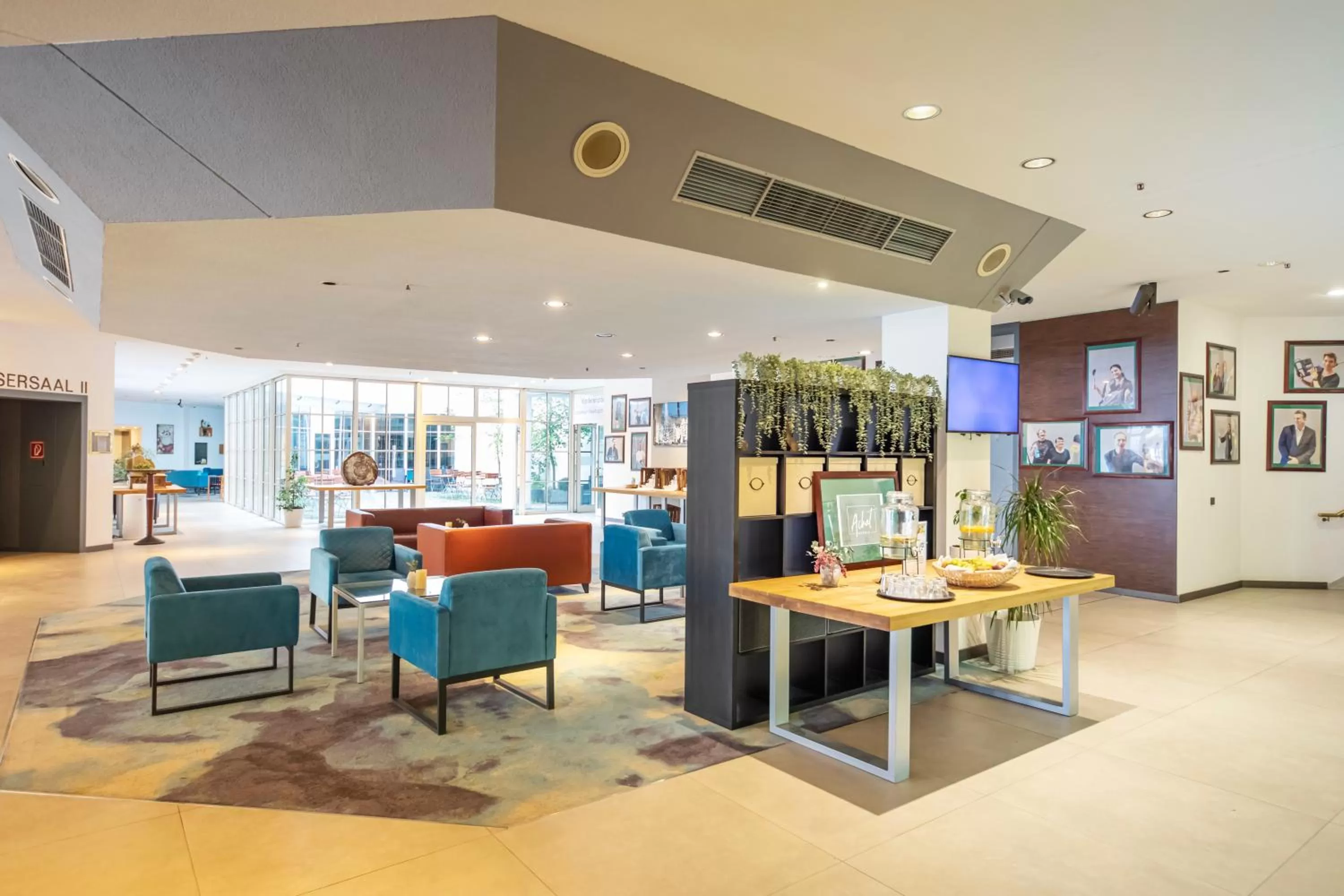 Lobby or reception in Michel Hotel Landshut Kaiserhof