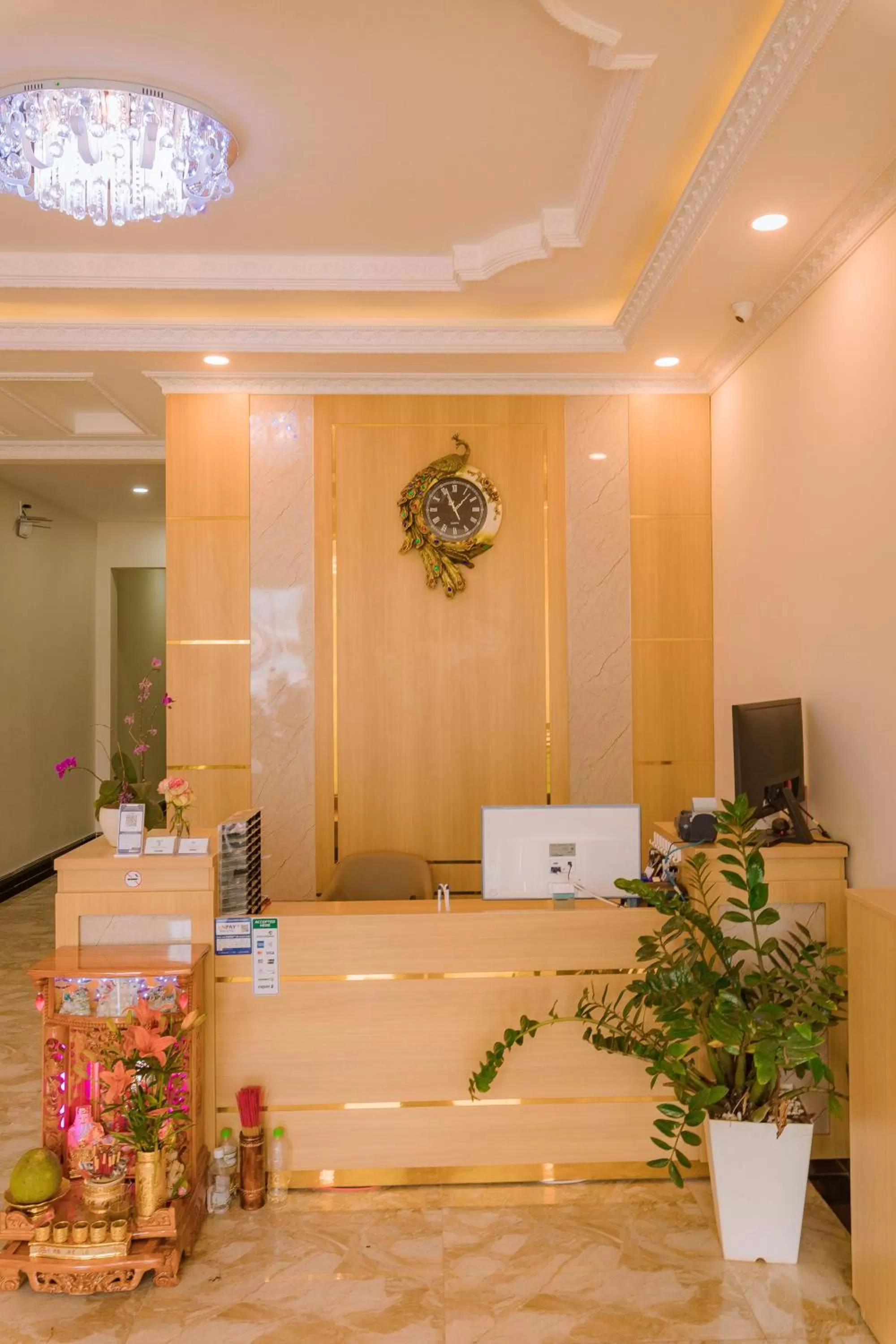 Lobby or reception in Khanh Uyen 1 Hotel