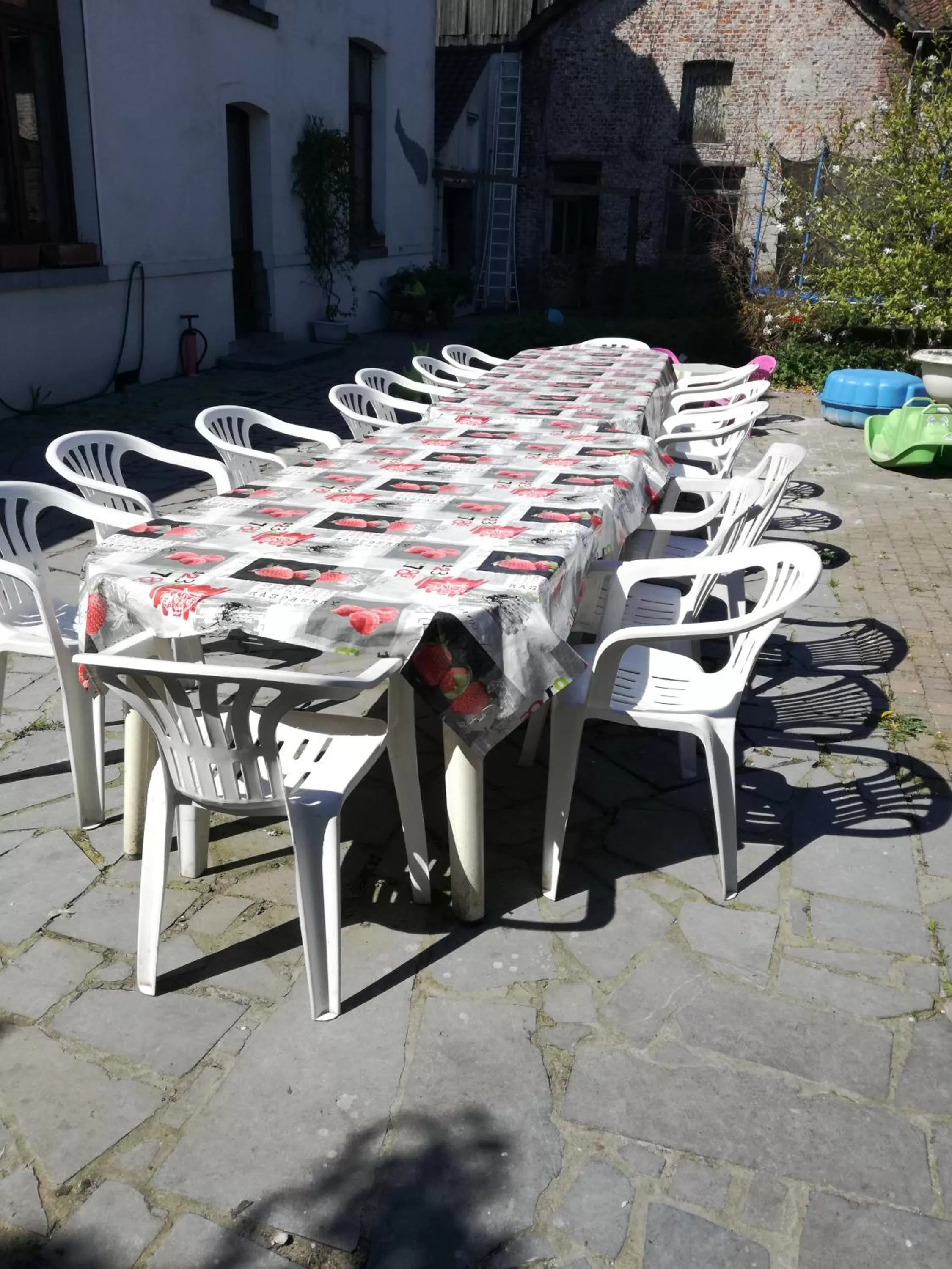 Patio in B and B Comme chez soi