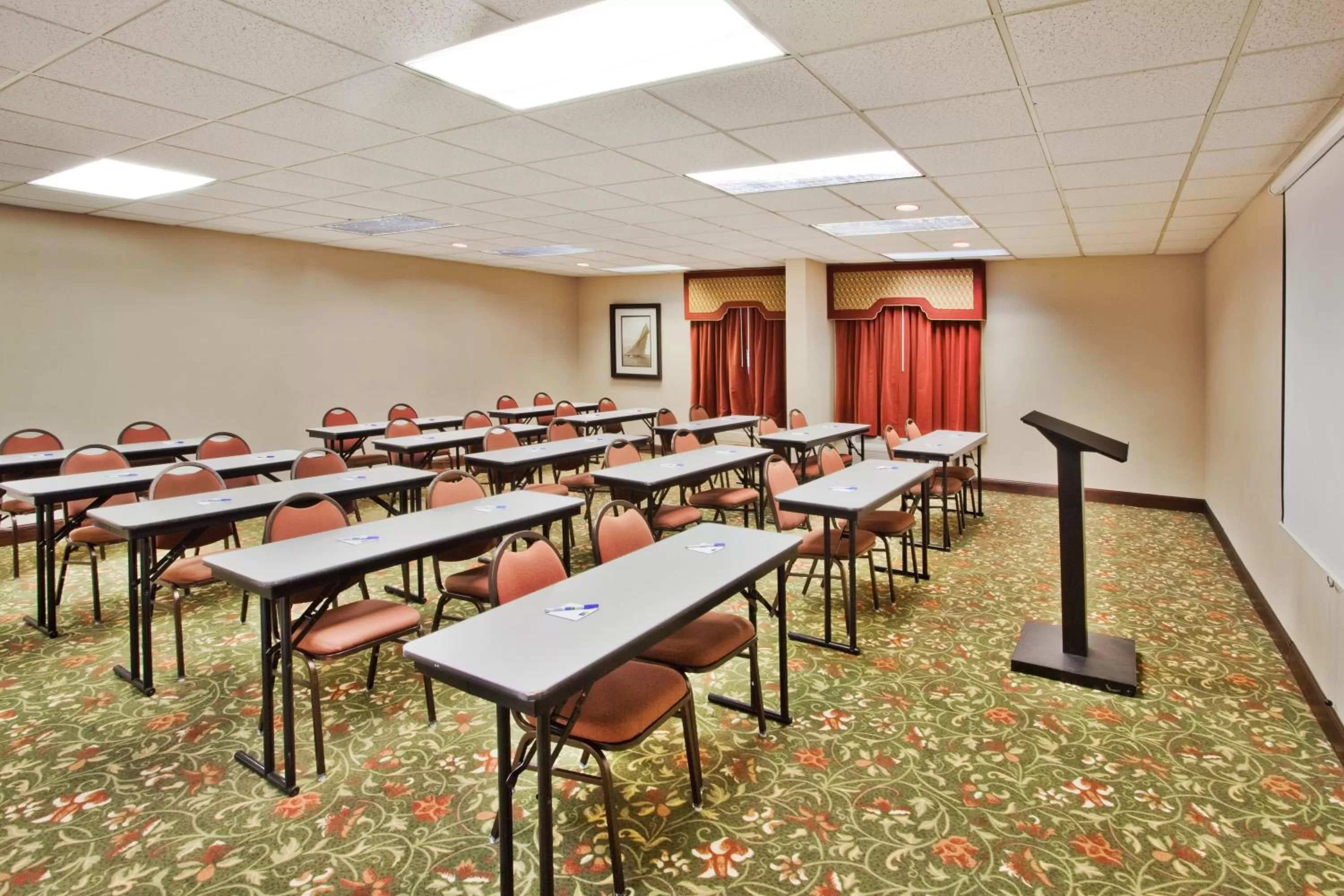 Meeting/conference room in Holiday Inn Express Atlanta W (I-20) Douglasville by IHG