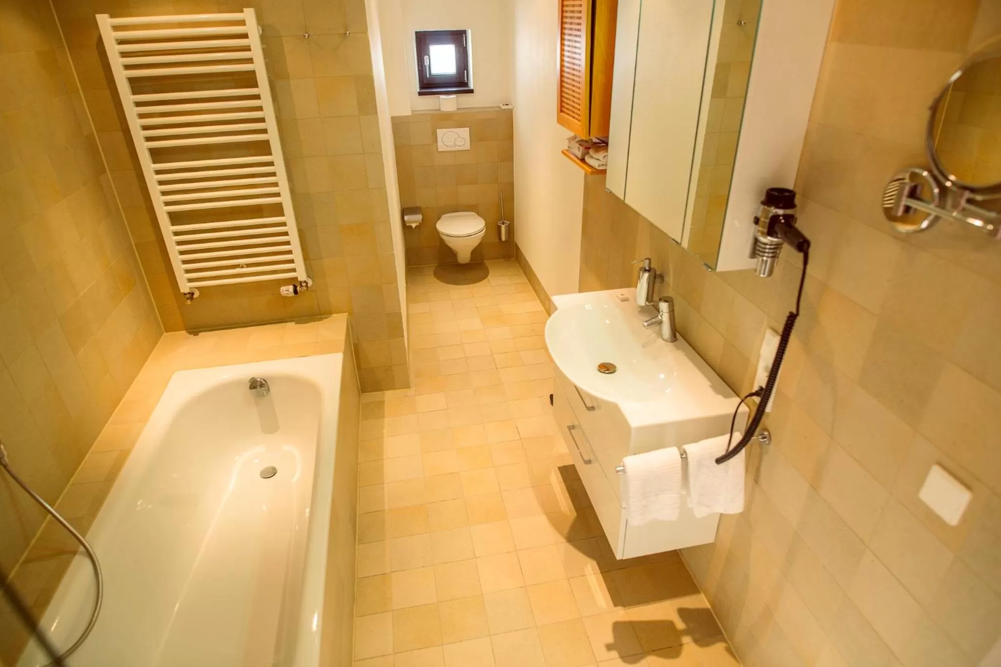 Bathroom in Lindenhof Hotel Tepe