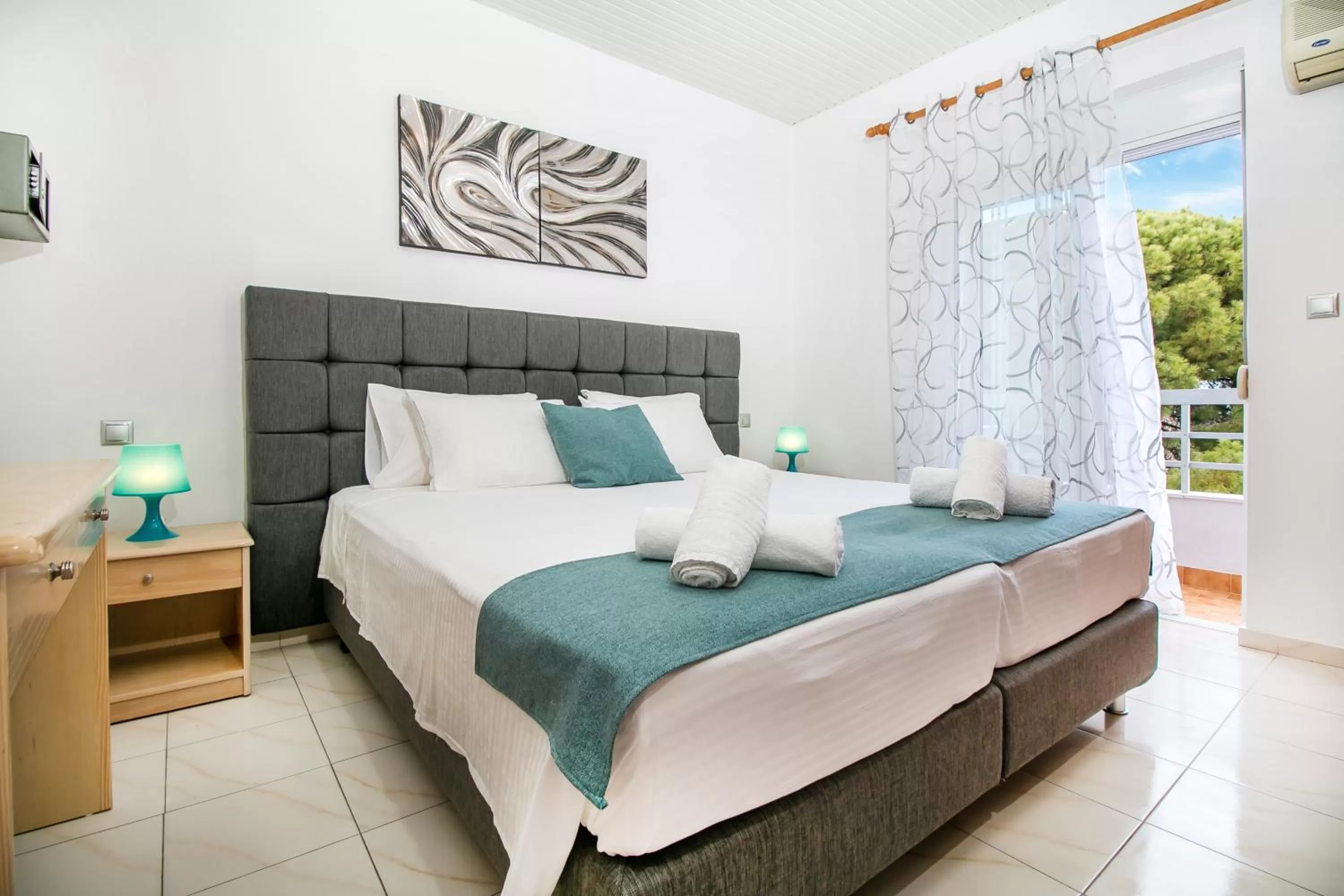 Bedroom, Bed in Platoni Elite