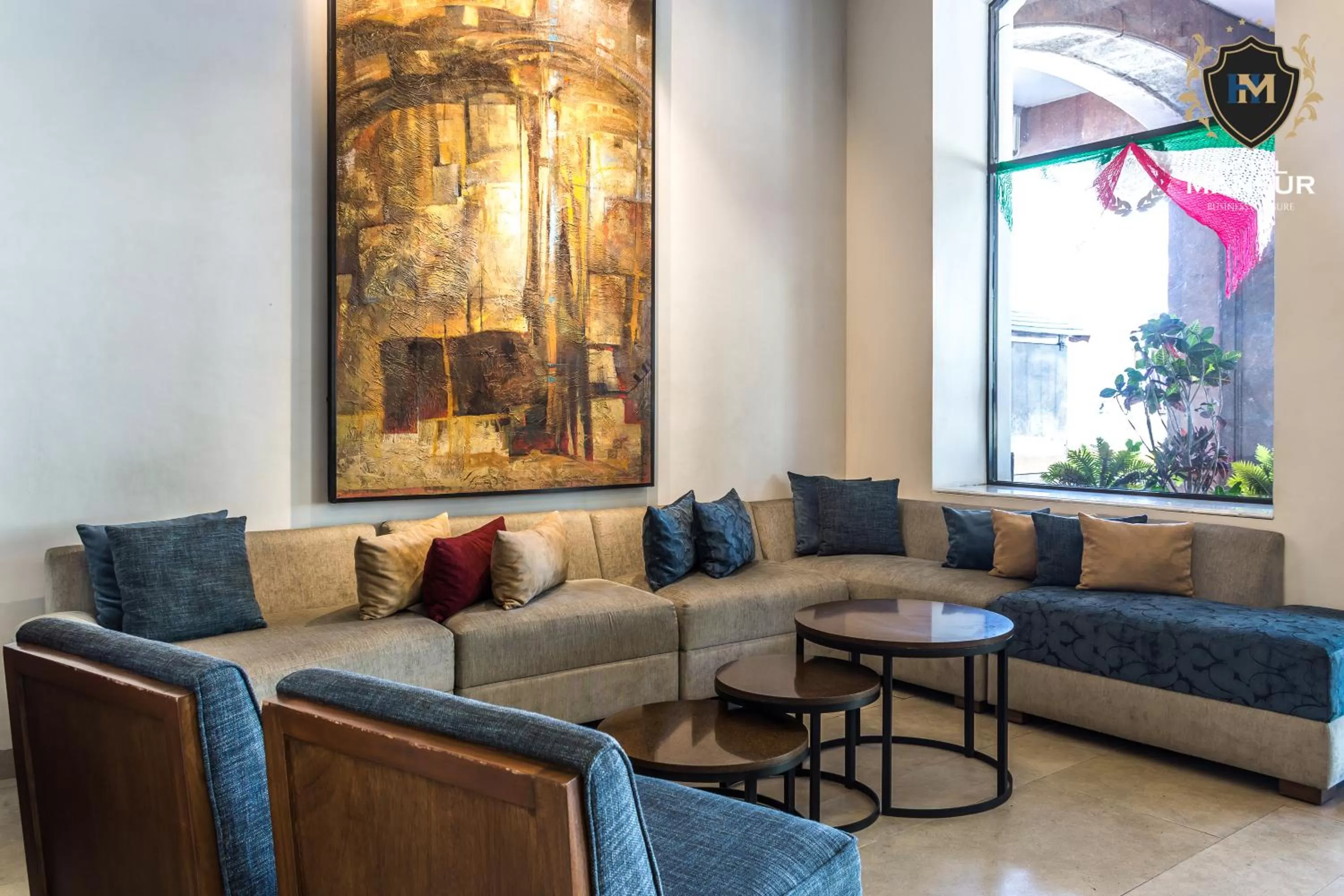 Living room in Hotel Mansur Business & Leisure