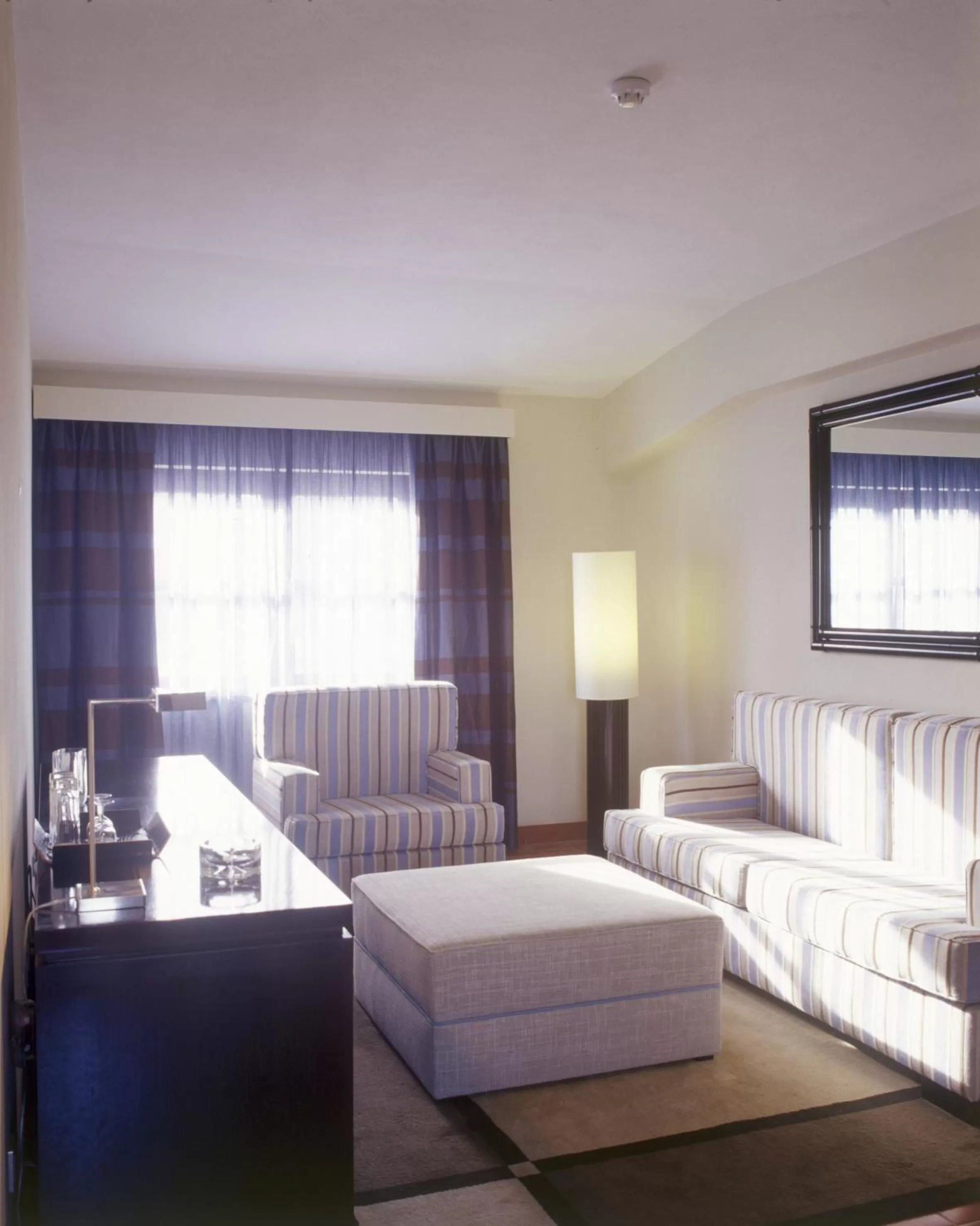 Living room, Bed in Pousada Forte da Horta