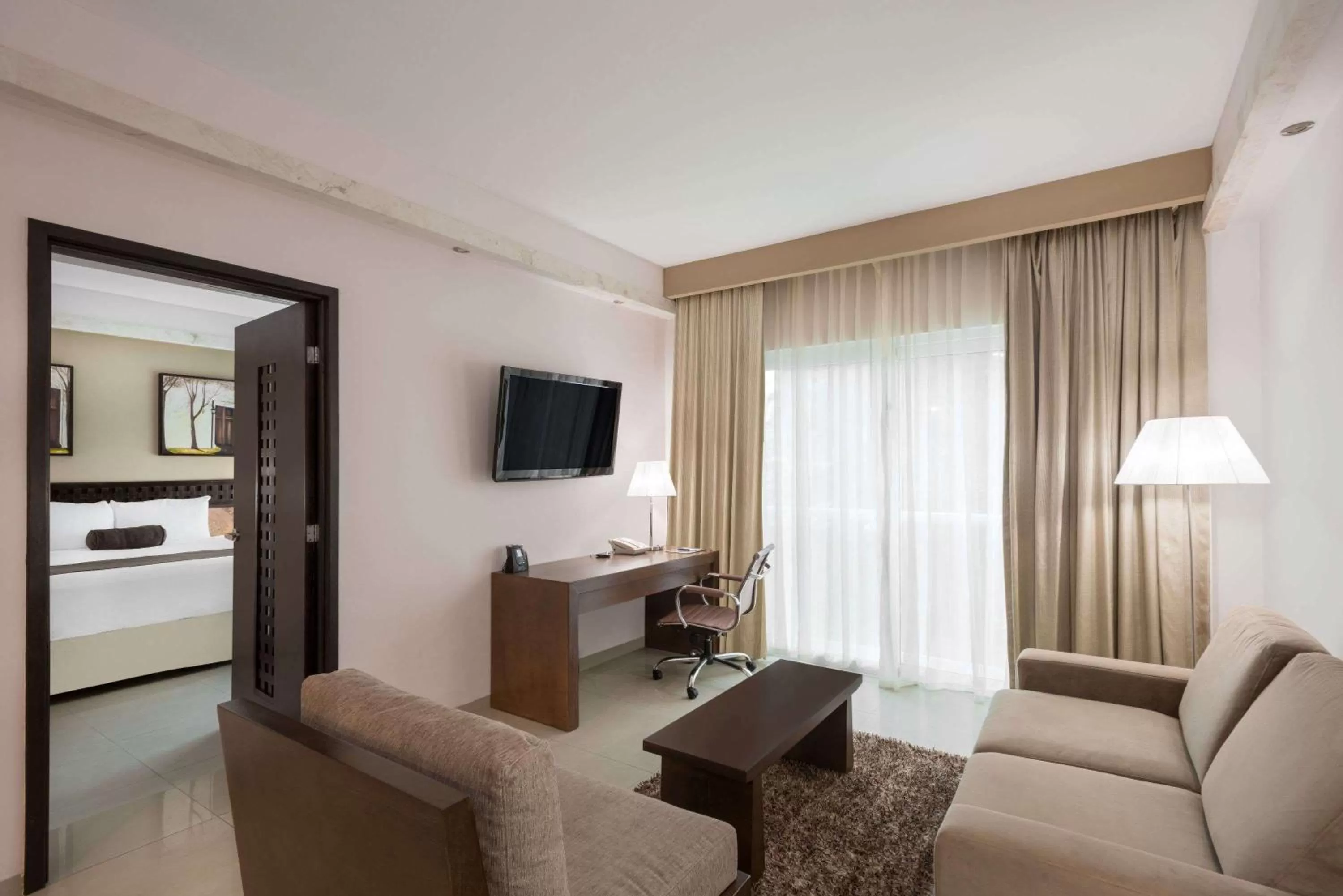 Photo of the whole room in Wyndham Merida