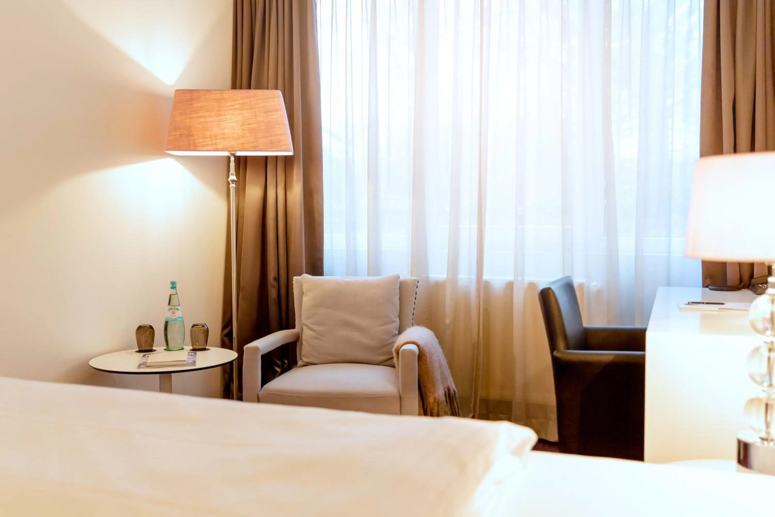 Photo of the whole room, Bed in Parkhotel FRITZ am Brunnen