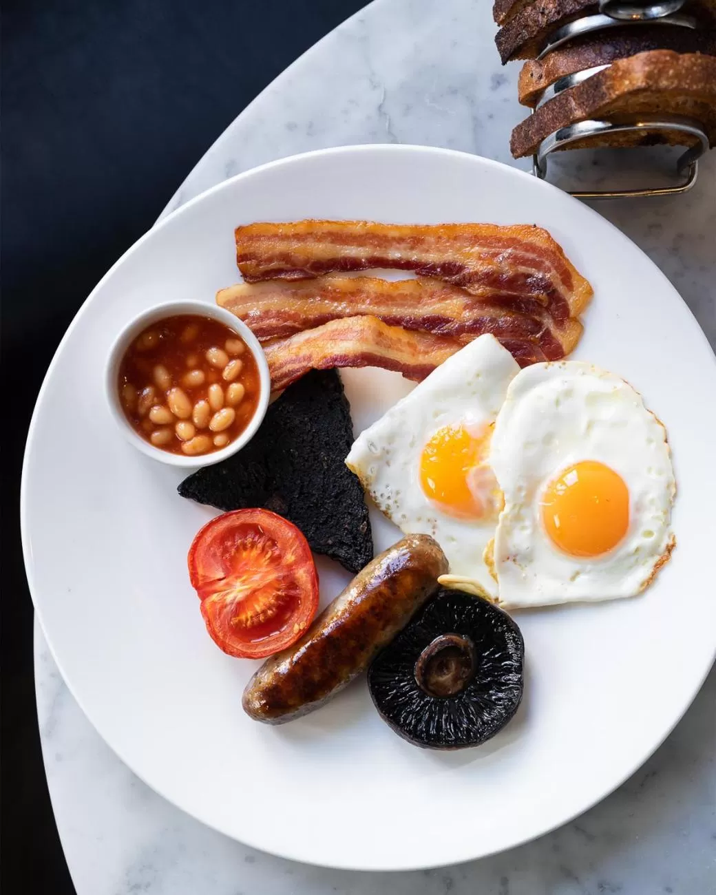 Breakfast in The Ginger Pig