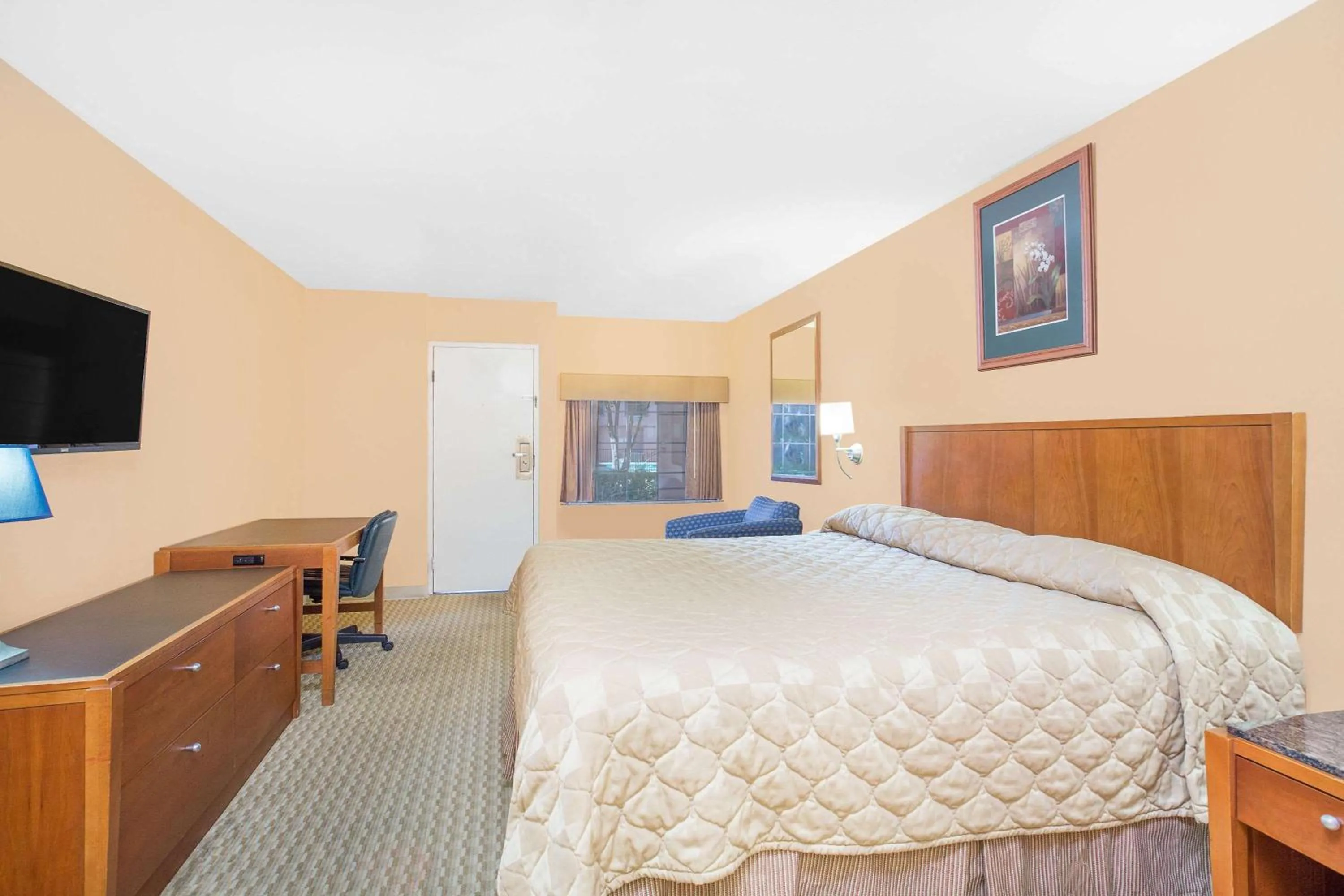 Deluxe Queen Suite with Two Queen Beds - Non-Smoking in Super 8 by Wyndham San Angelo