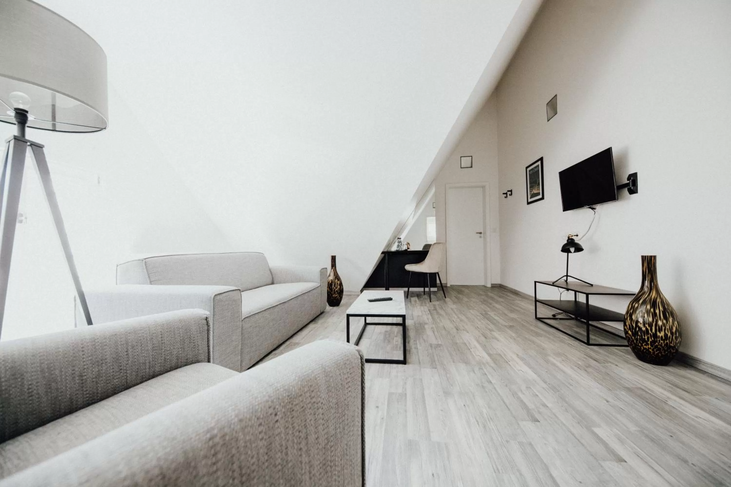 TV and multimedia in Magni Boutique Hotel