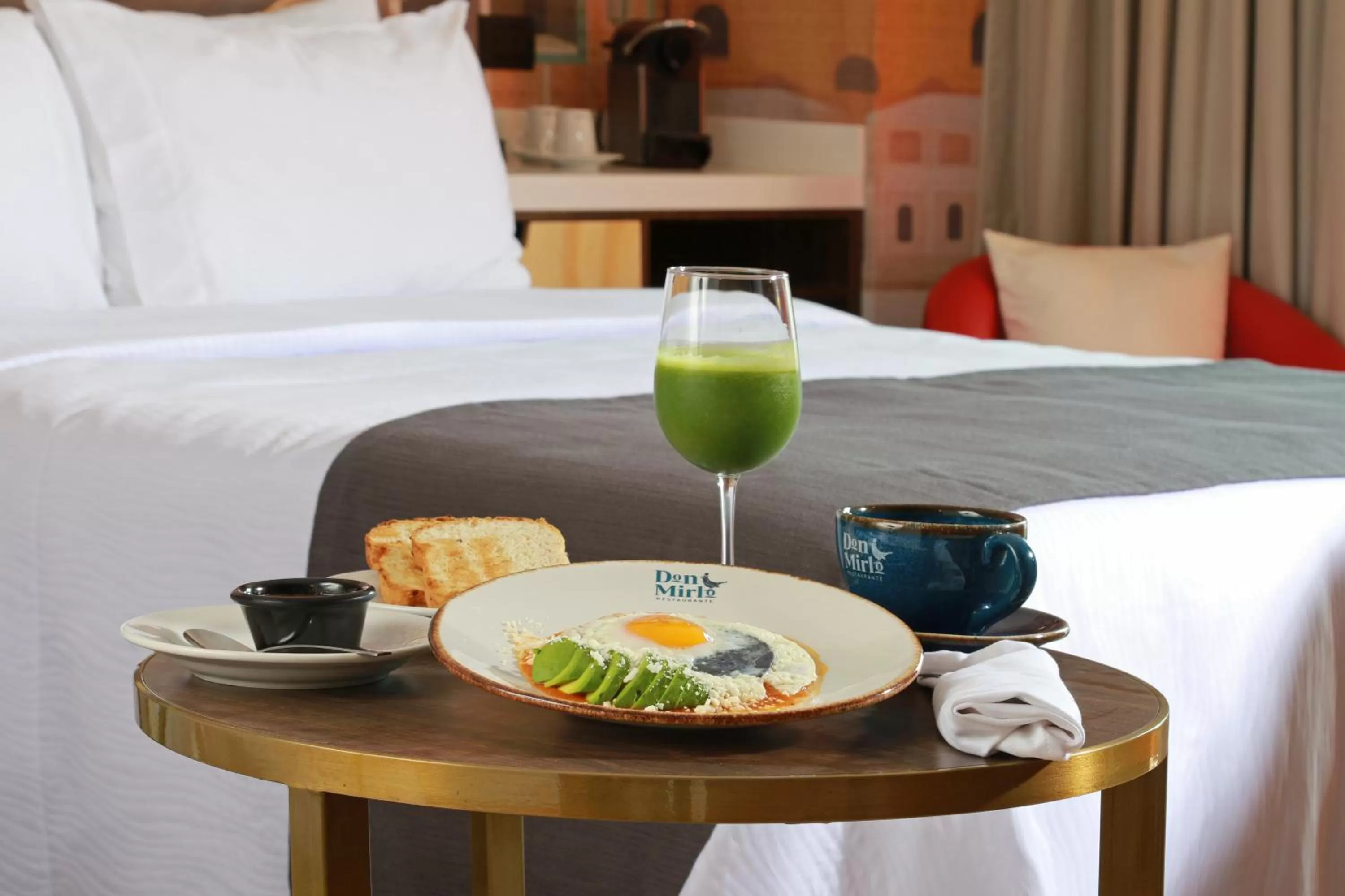 Photo of the whole room, Bed in Hotel Indigo Guanajuato by IHG