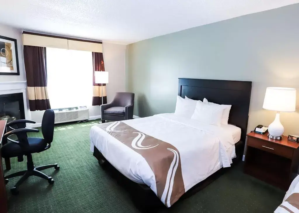 Efficiency King Room - Accessible/Non Smoking in Quality Inn & Suites Efficiency King Room - Accessible/Non Smoking in Quality Inn & Suites