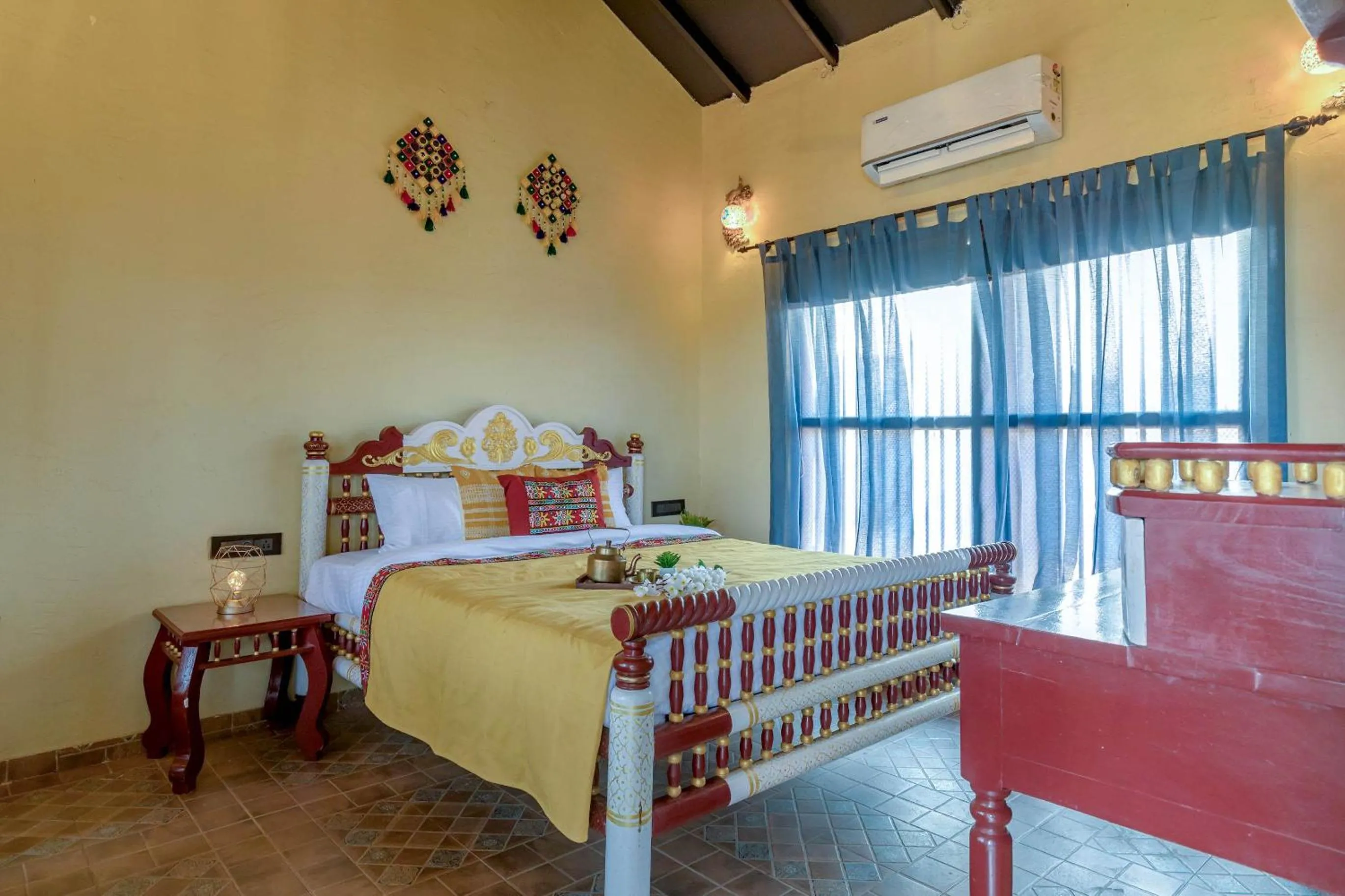 Standard Queen Room in Dio Regaalo Theme Resort, Ratnagiri