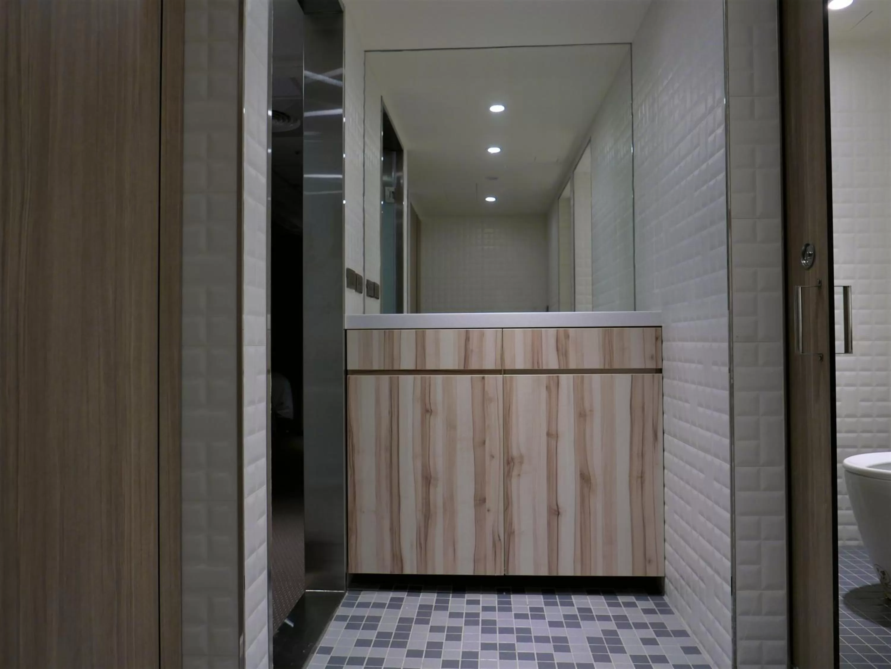 Bathroom in 泊居旅店二館 Oursinn Hotel 2