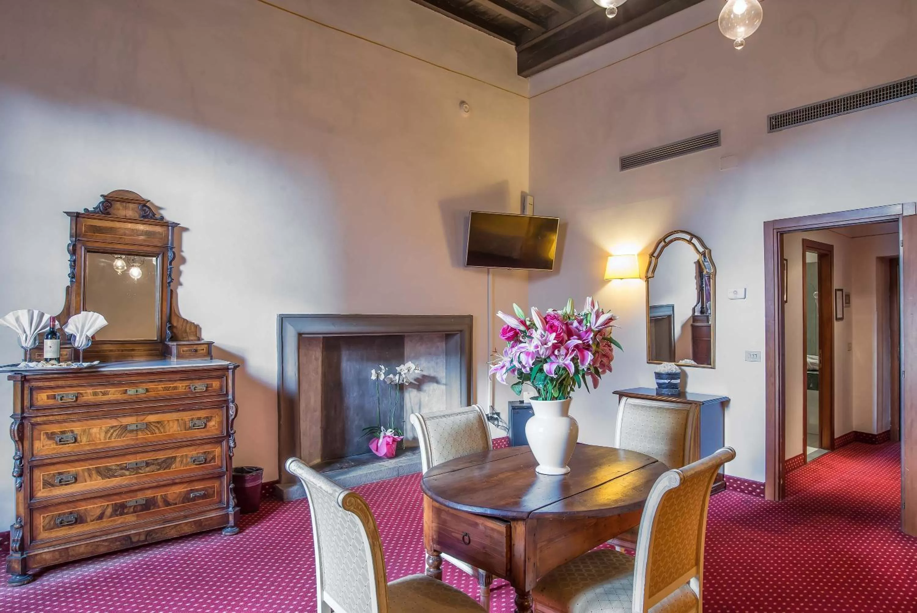 Seating area in Hotel Paris