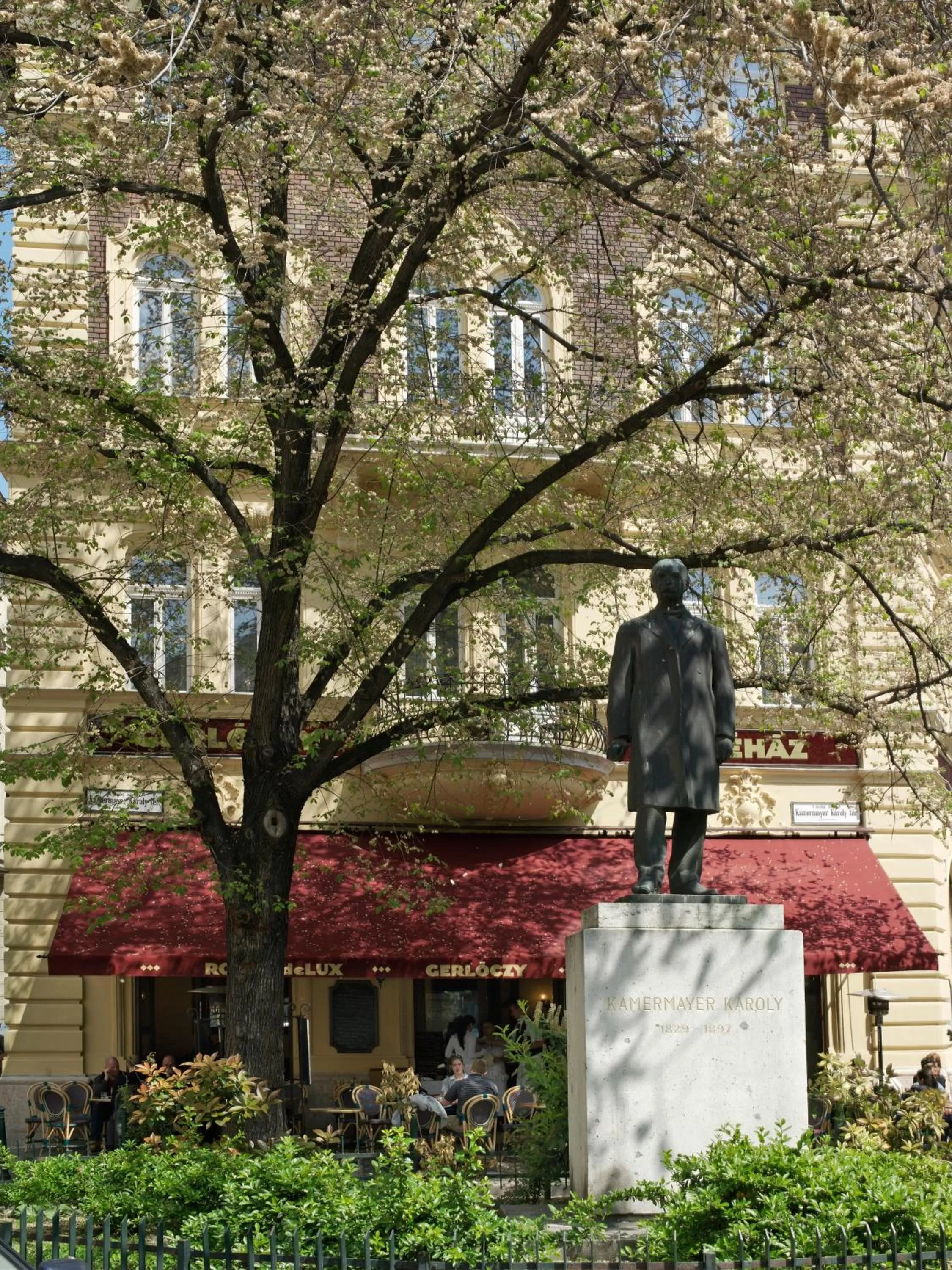 Facade/entrance in Gerlóczy Boutique Hotel