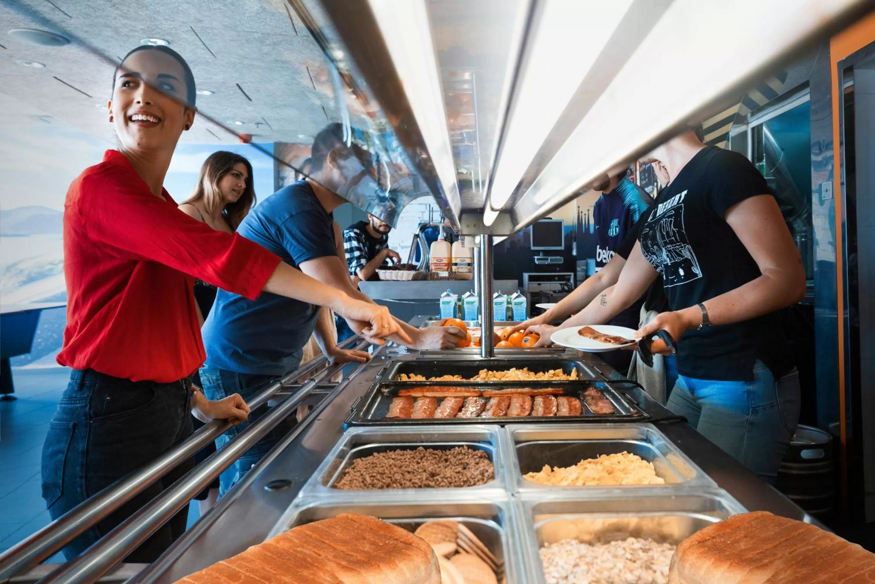 Food and drinks in Urbany Hostel Barcelona