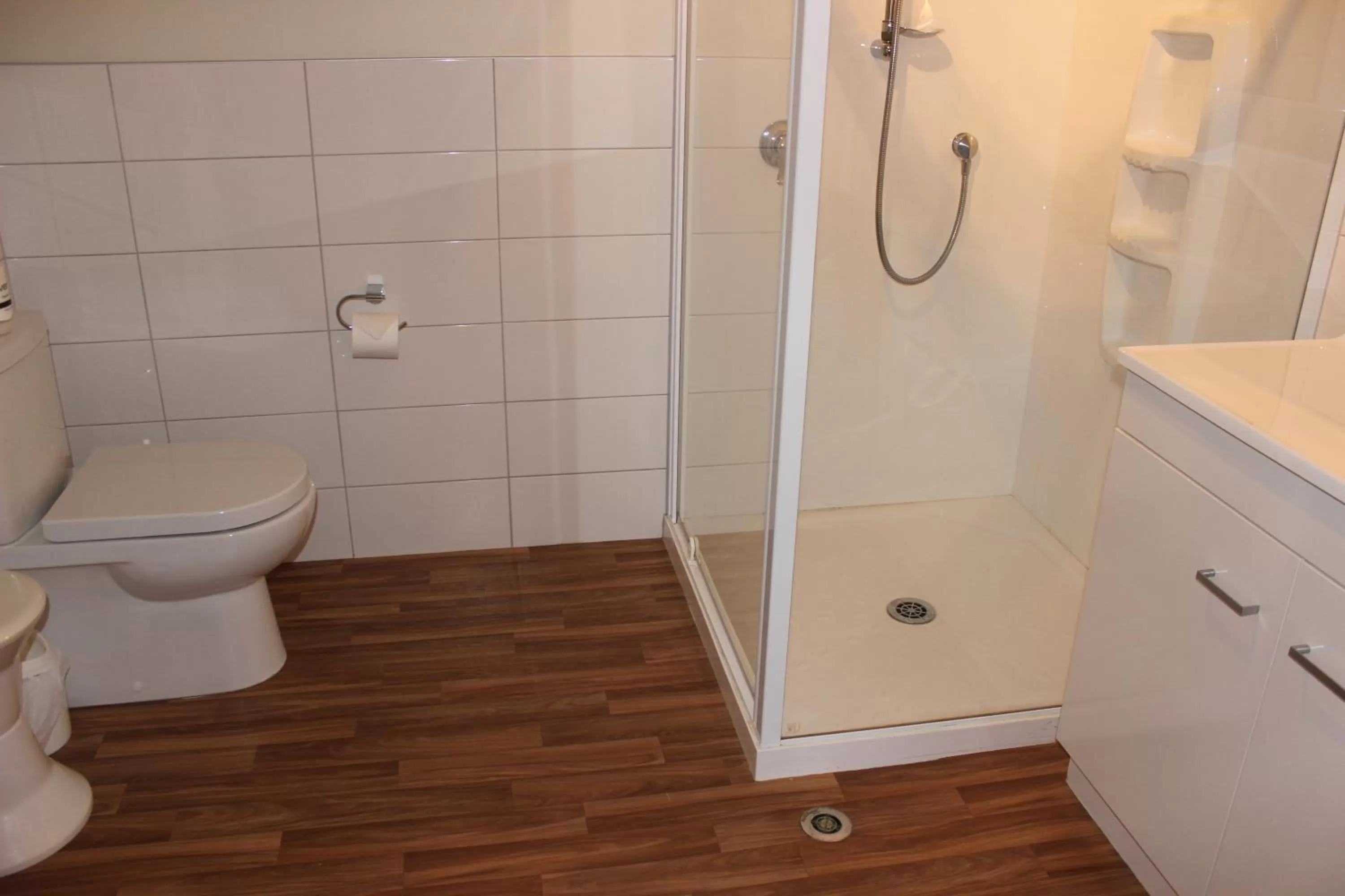 Bathroom in ASURE Green Gables Motel