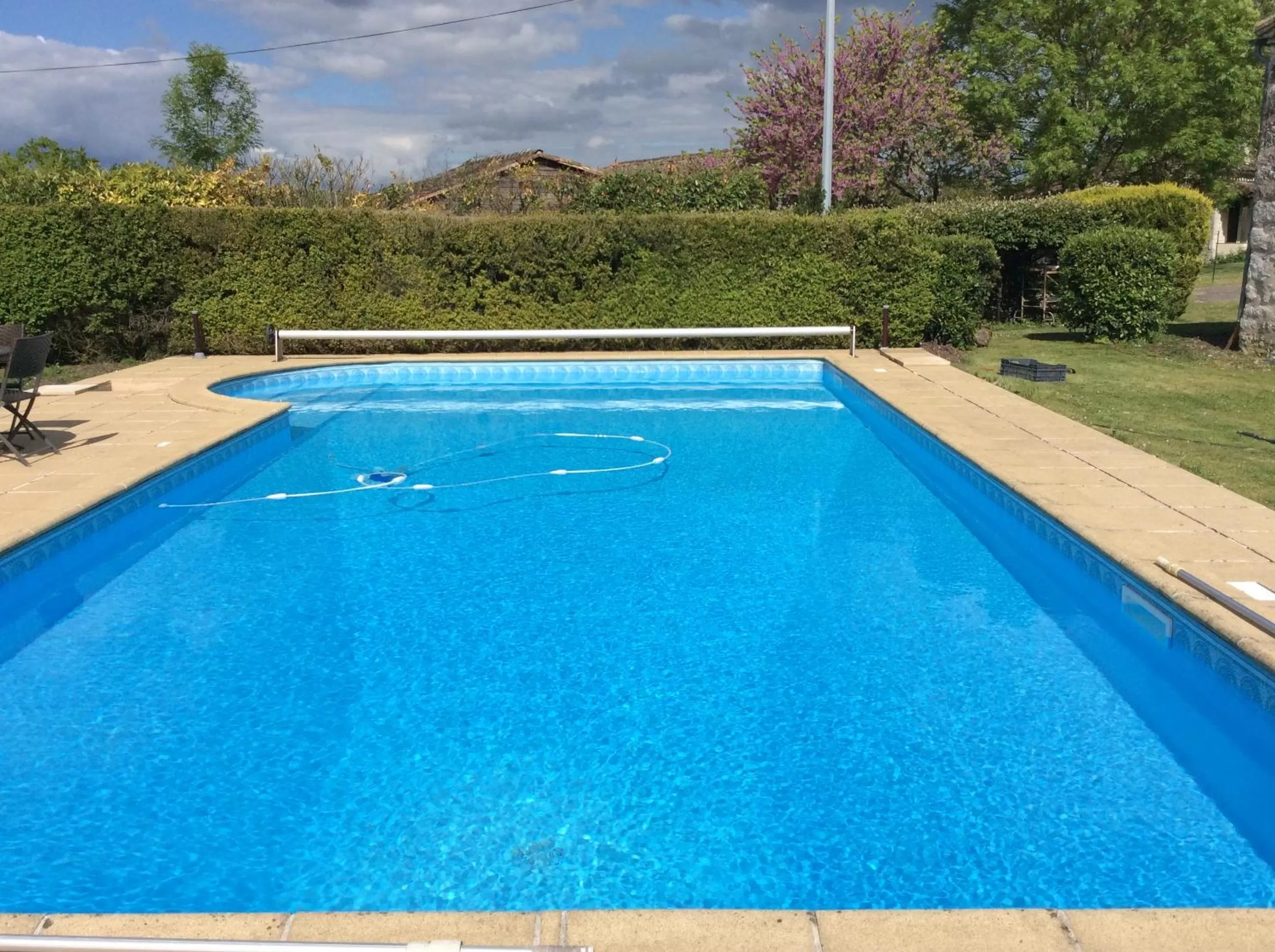 Pool view in Chambre d'hotes la Quercynoise
