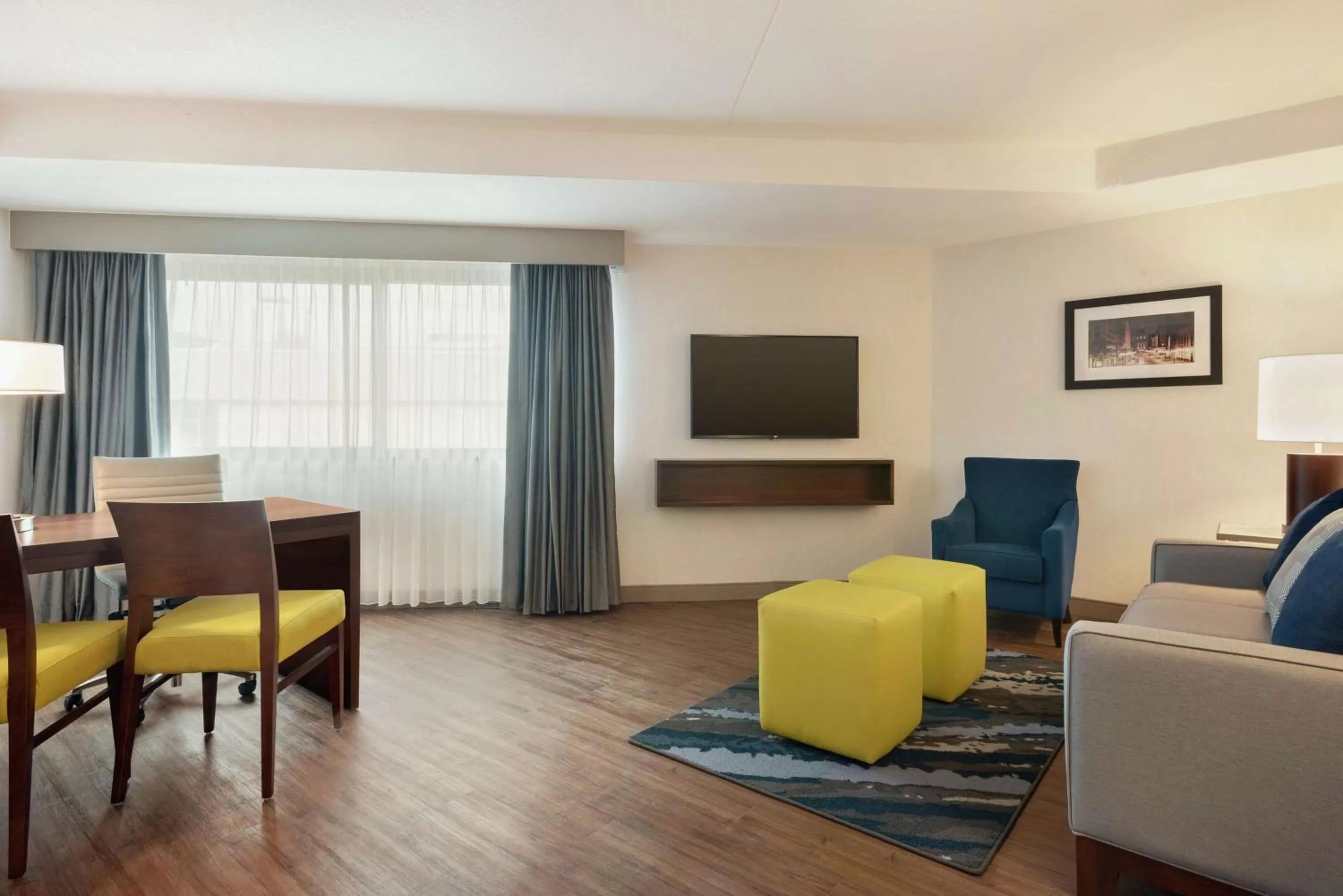 Living room in Embassy Suites by Hilton Indianapolis Downtown