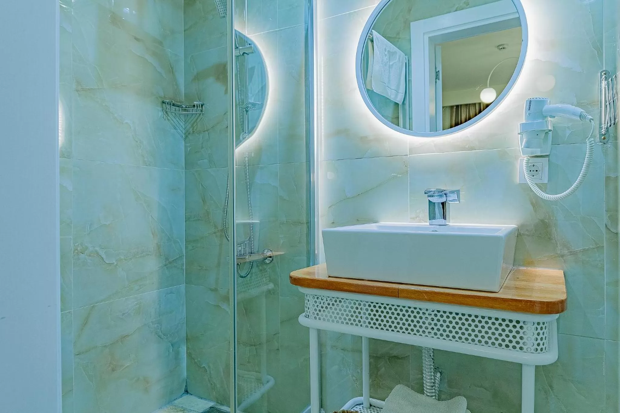 Bathroom in The Wilson Galata Hotel