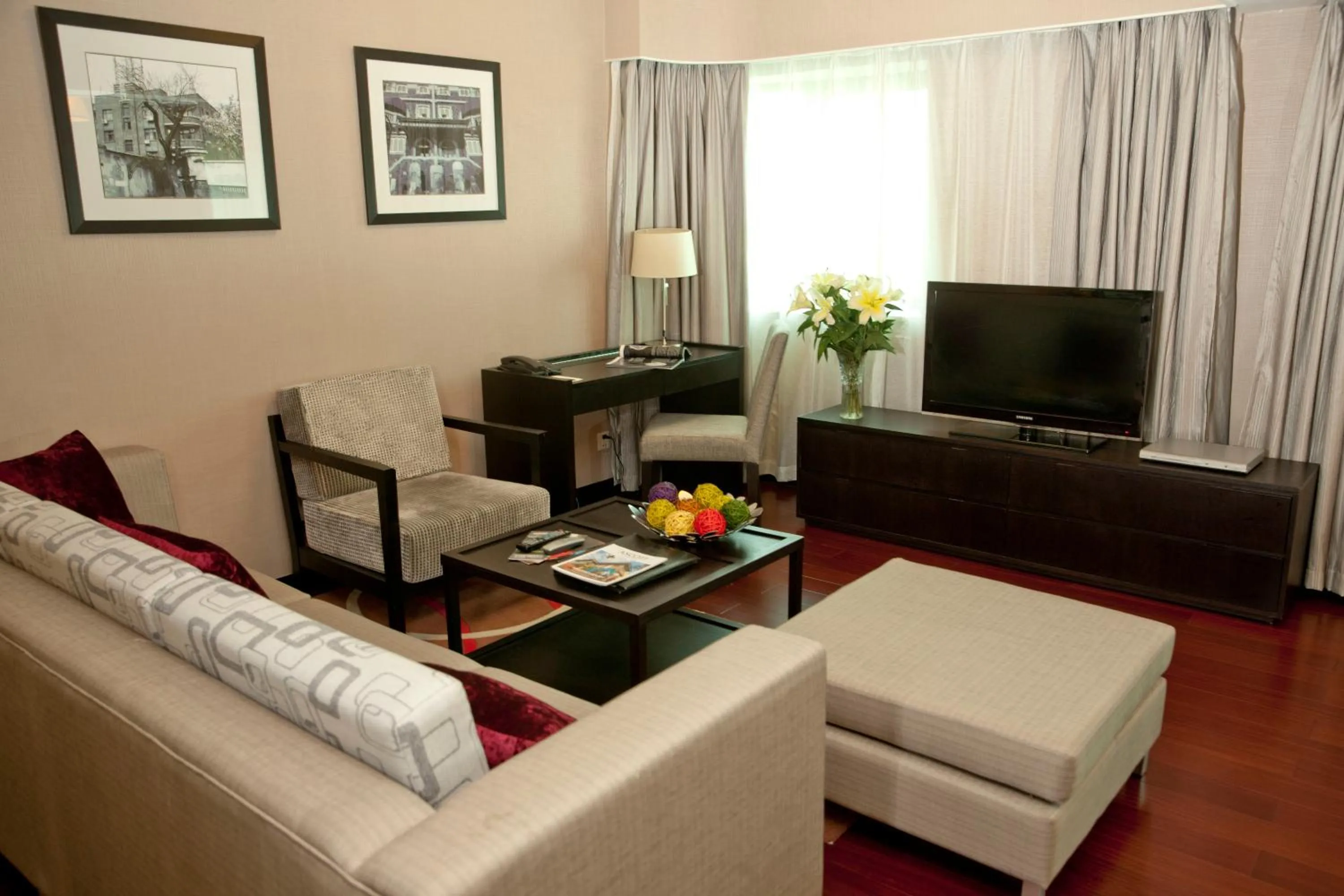 Living room in Somerset Olympic Tower Tianjin