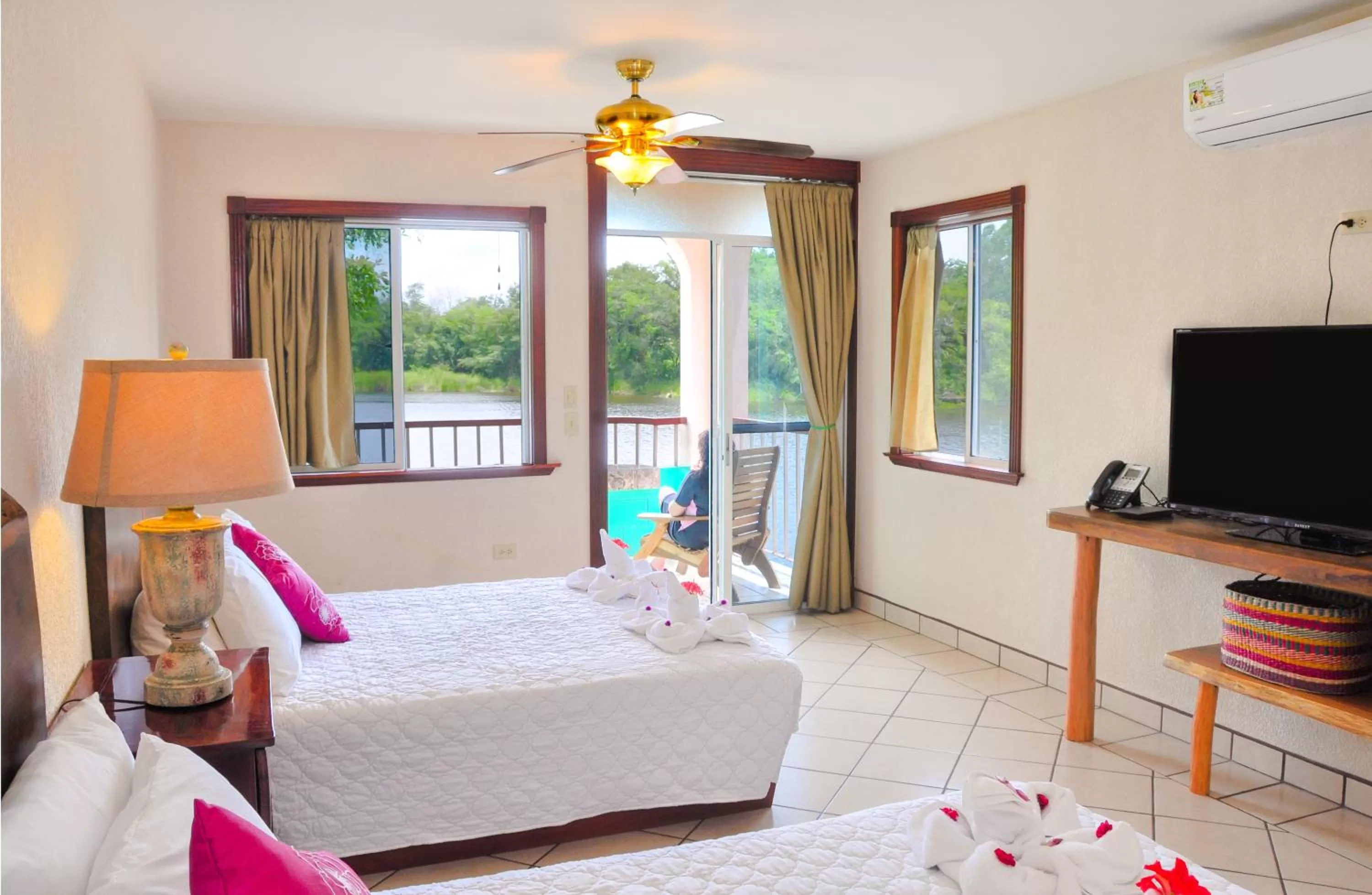 Photo of the whole room, Bed in Lamanai Hotel & Marina