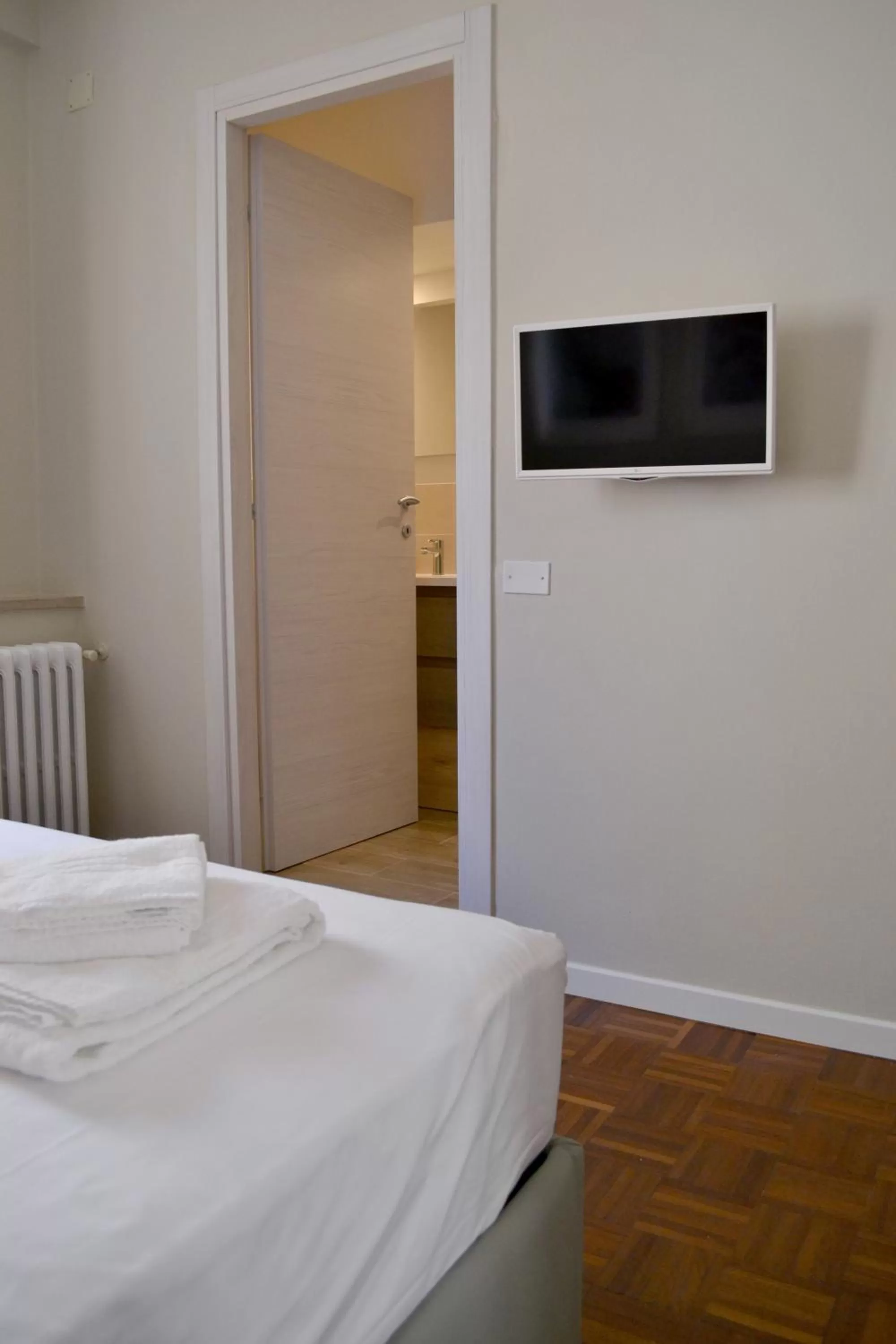 Bedroom, Bed in Domus Duomo