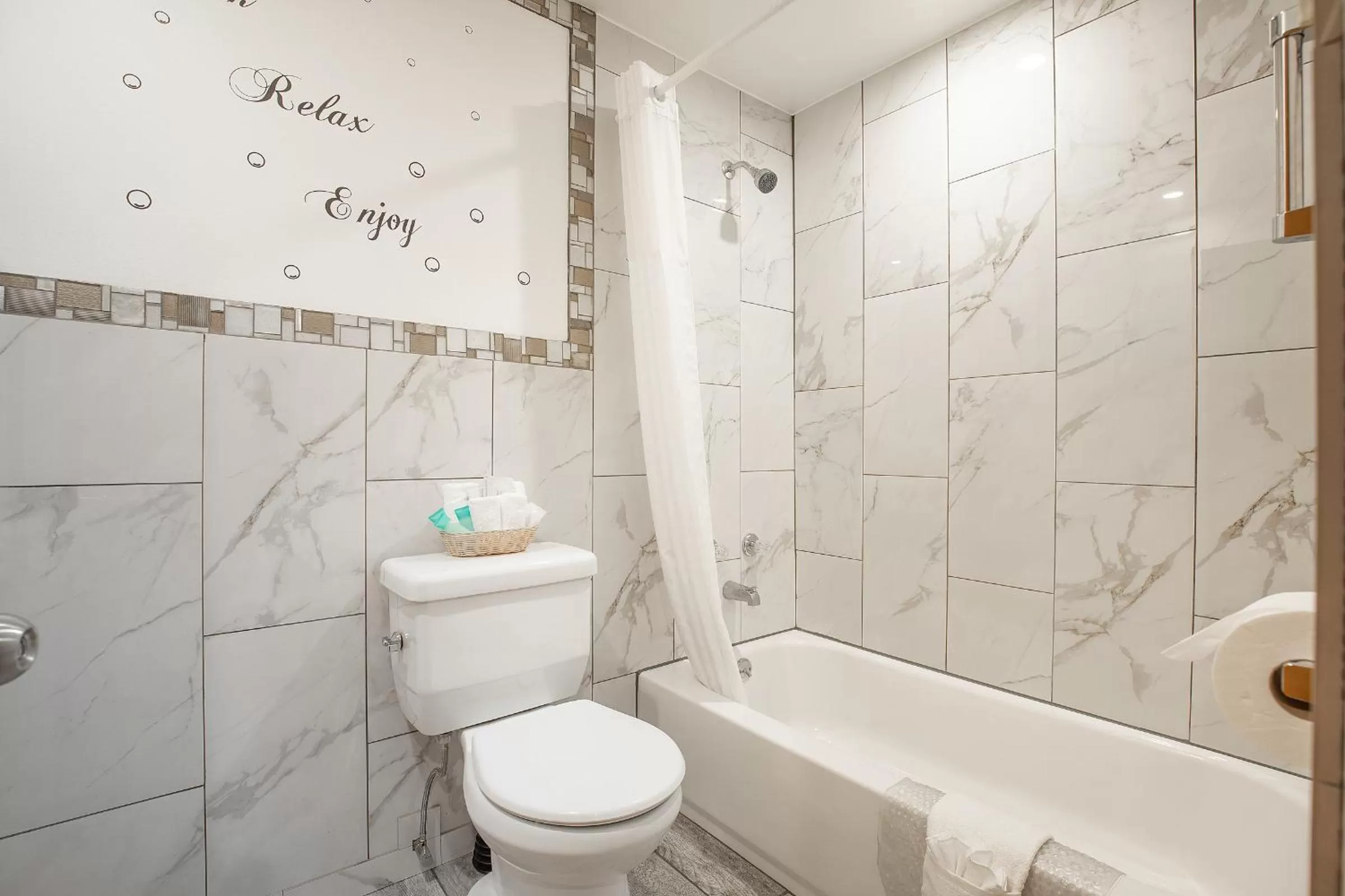 Shower, Bathroom in Wanderlust Inn