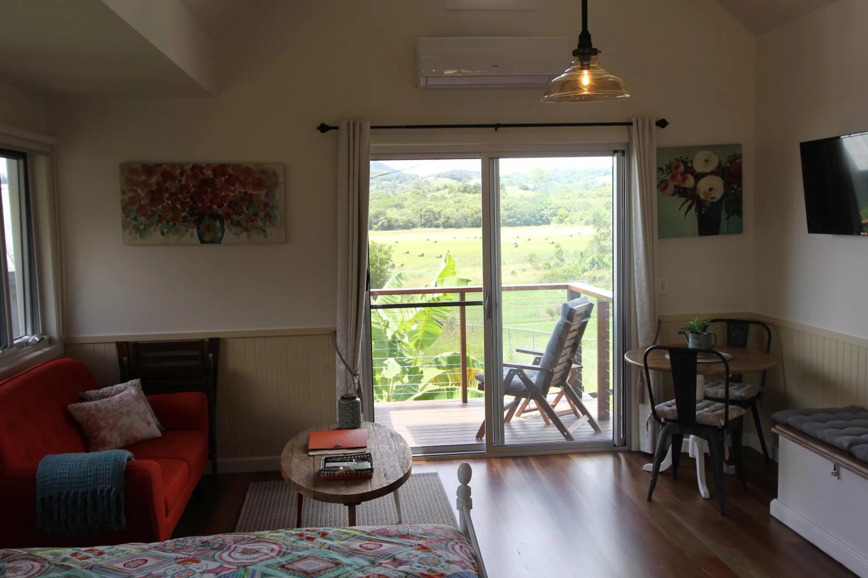 Mountain view, Seating Area in Gridley Homestead B&B