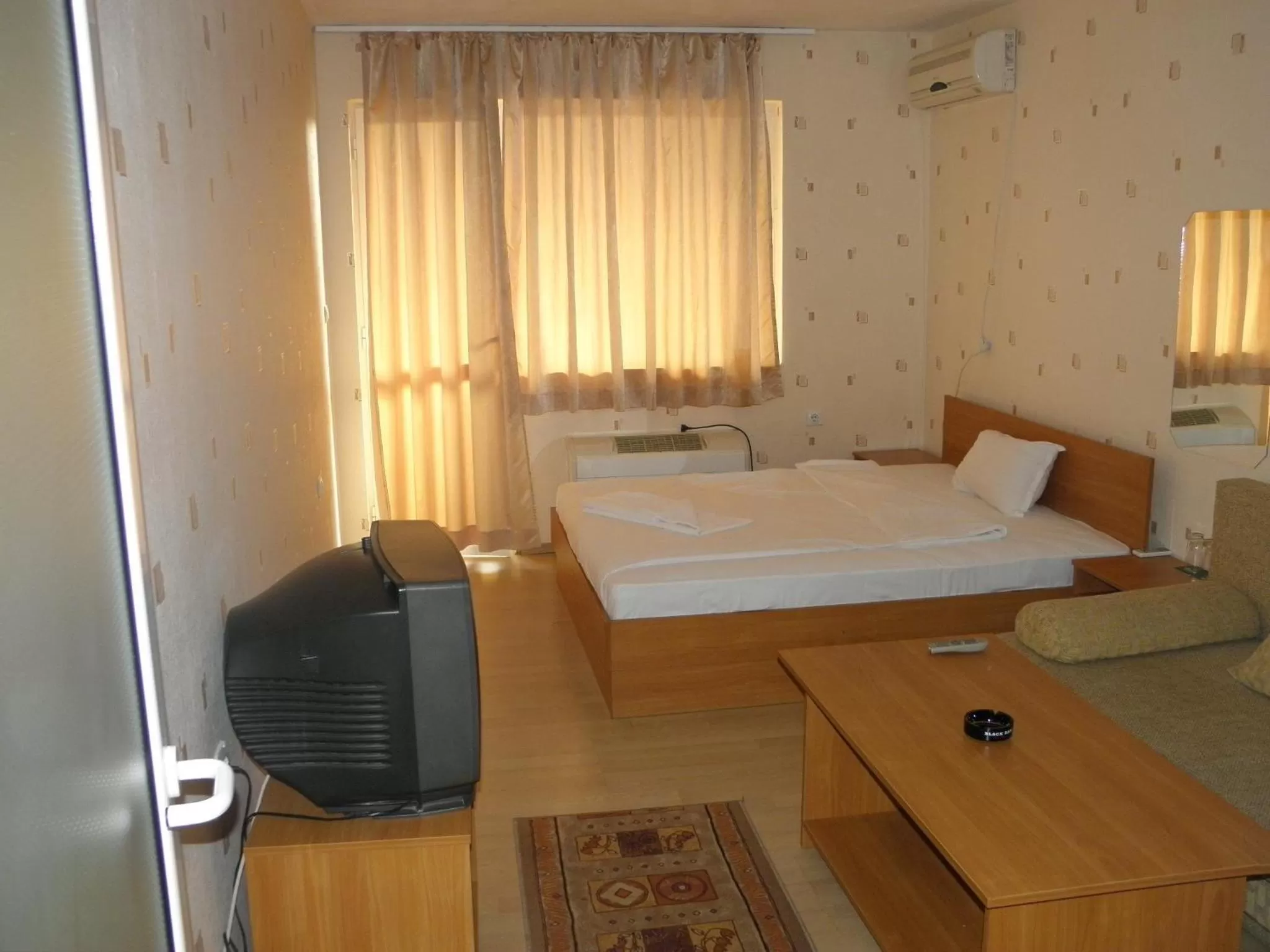 Photo of the whole room, Bed in Hotel Pilevski