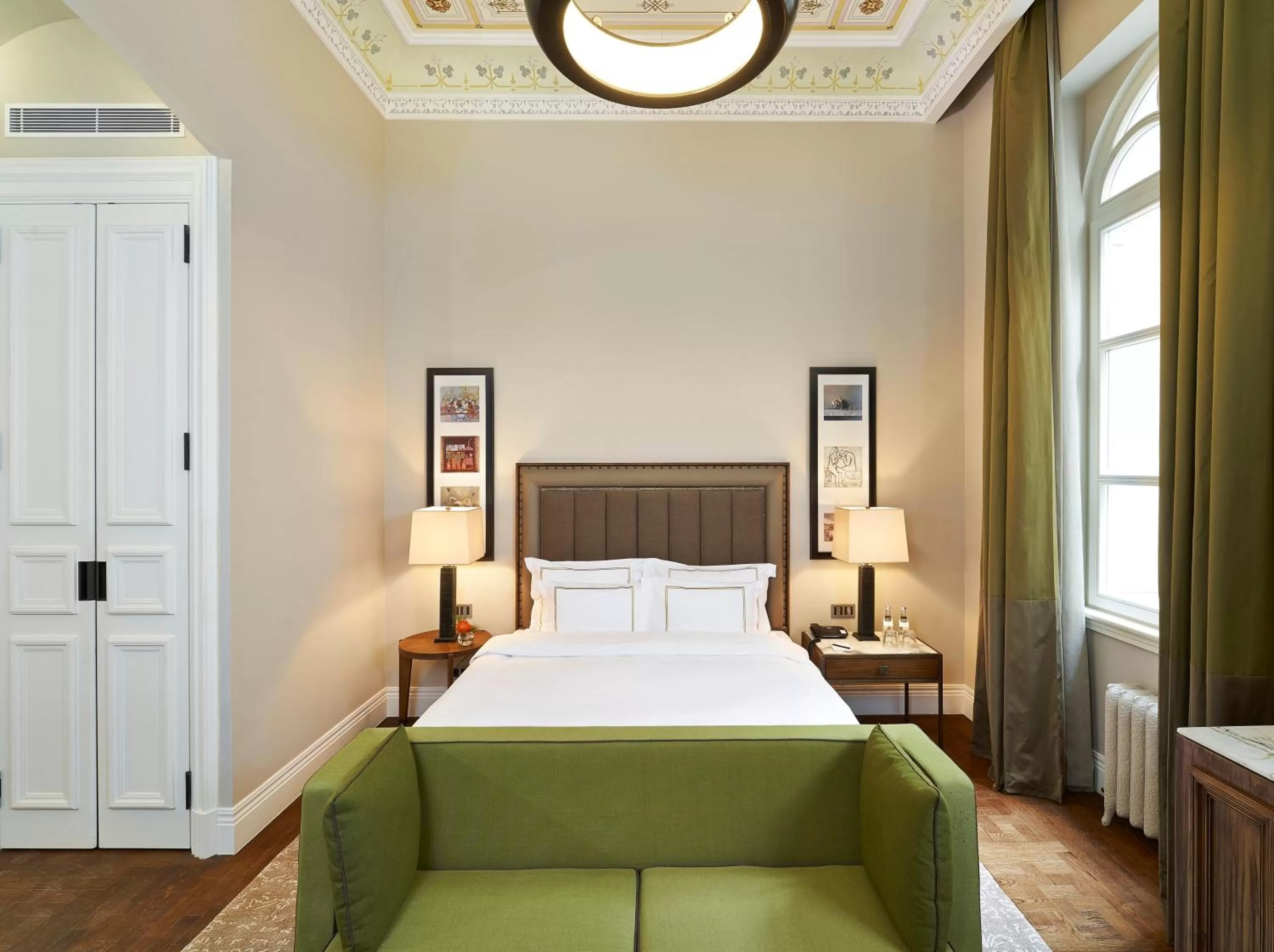 Photo of the whole room, Bed in The Bank Hotel Istanbul, a Member of Design Hotels