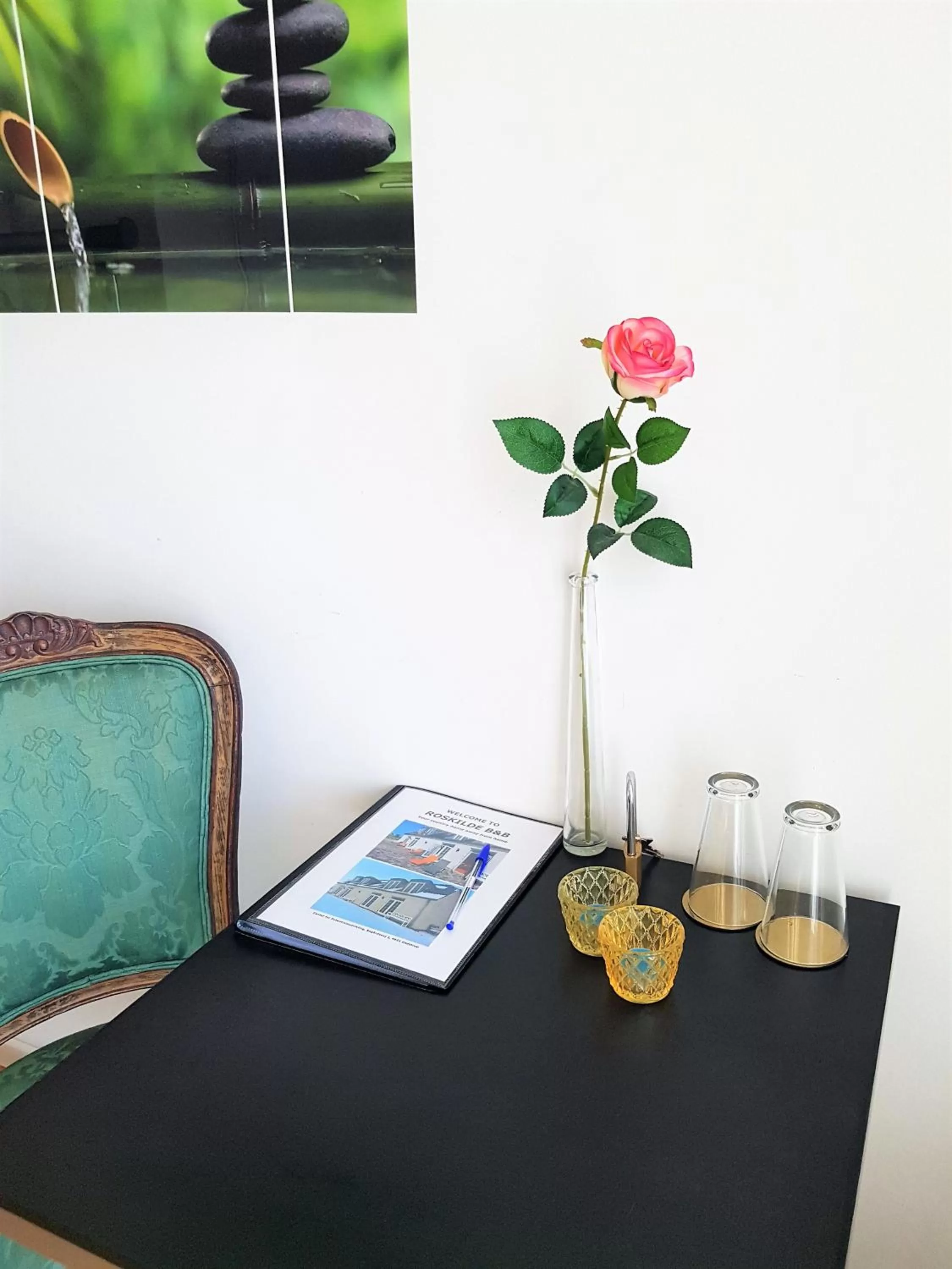 Decorative detail, TV/Entertainment Center in Roskilde B&B