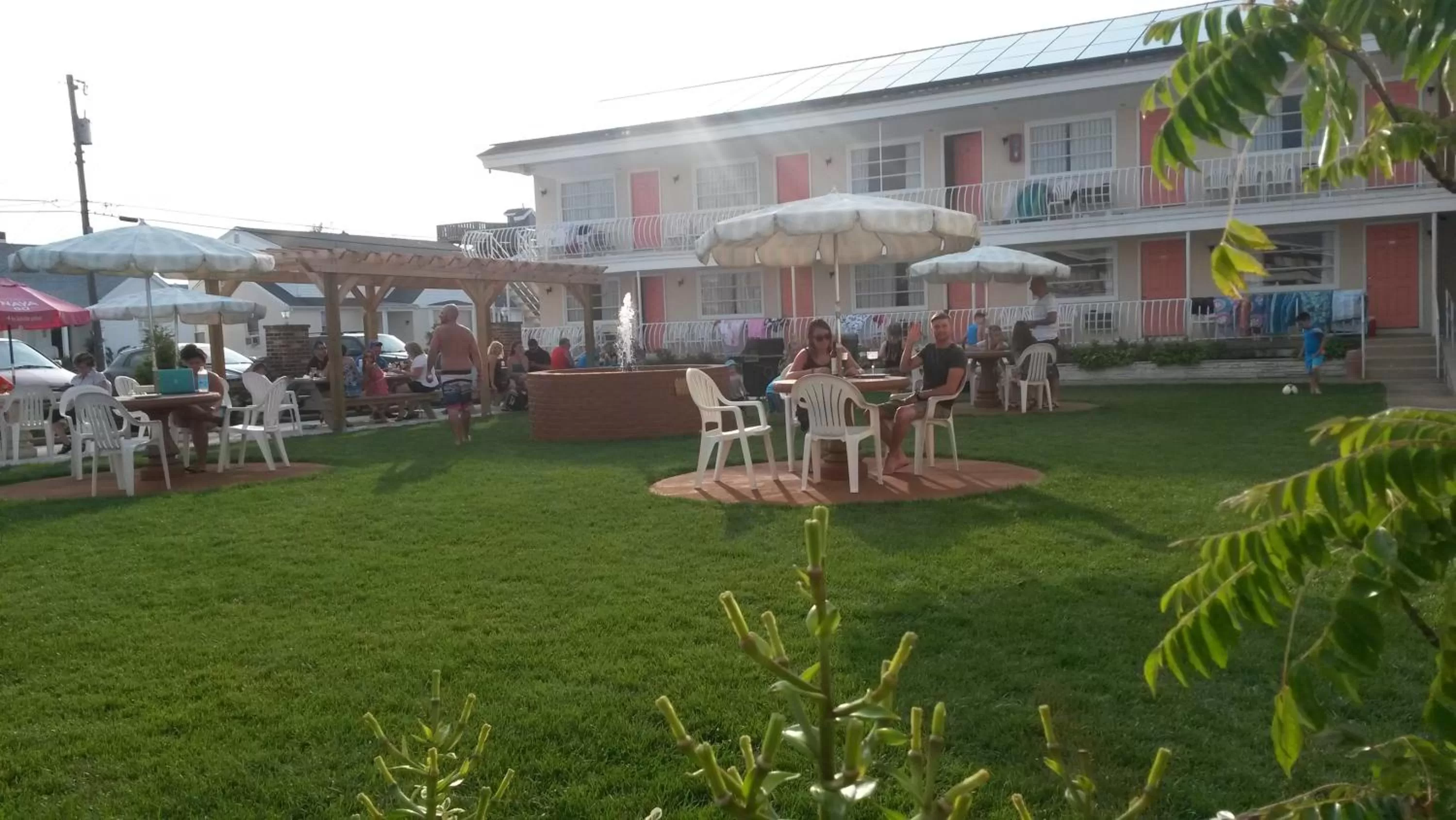 Facade/entrance in Blue Water Motel