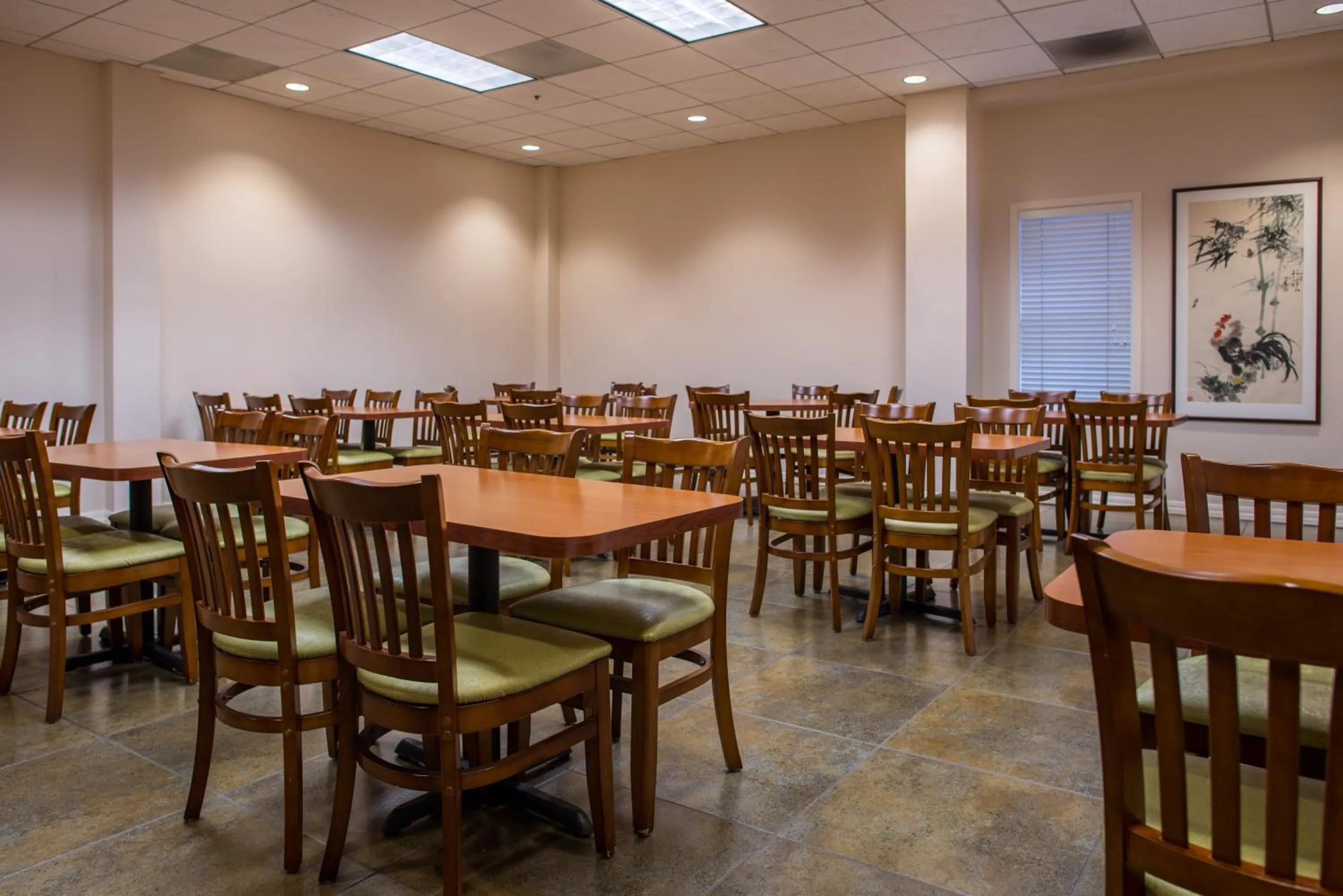 Restaurant/places to eat in SW Hotel