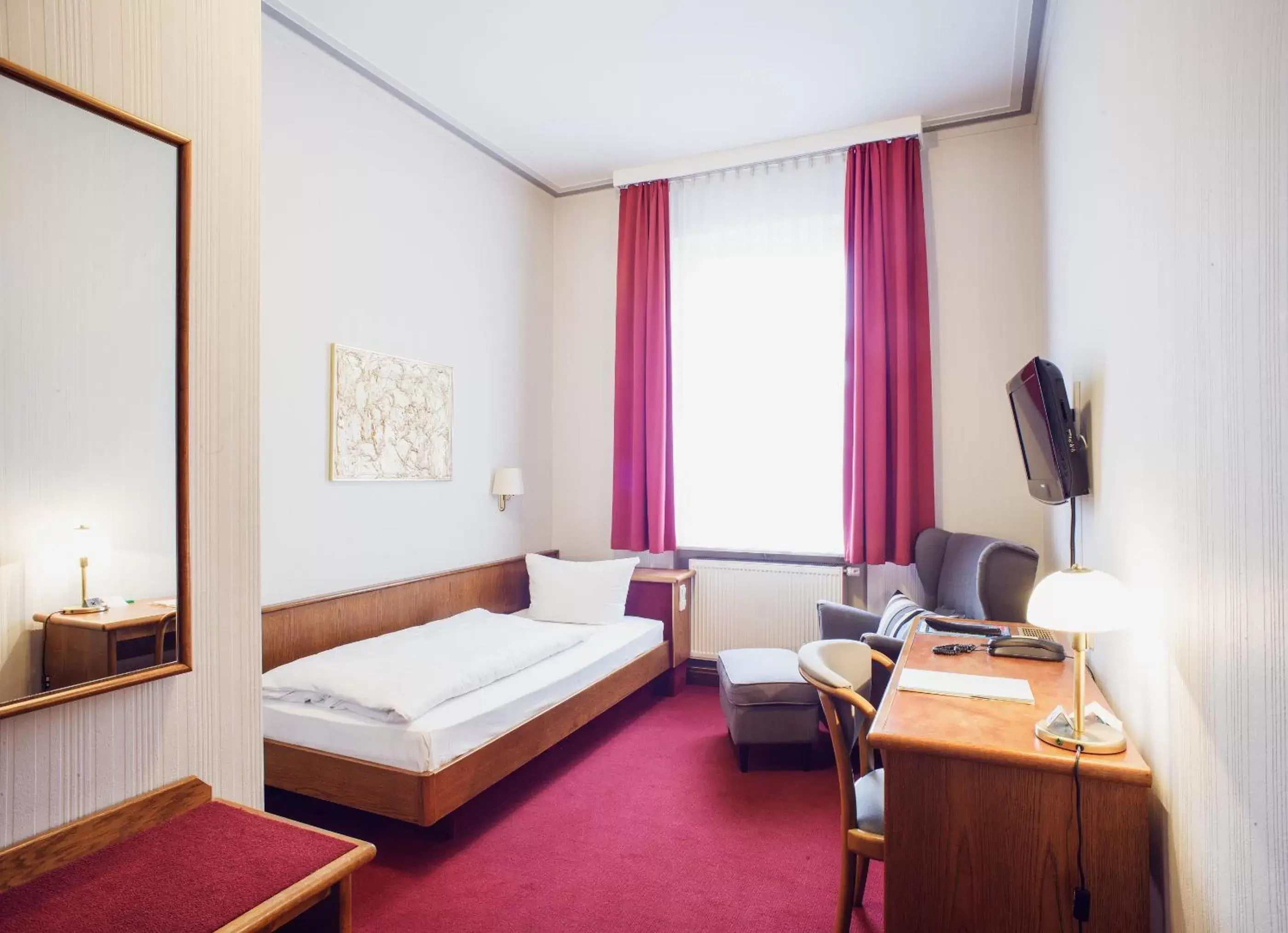 Single Room in Schwarzer Bär Jena Single Room in Schwarzer Bär Jena