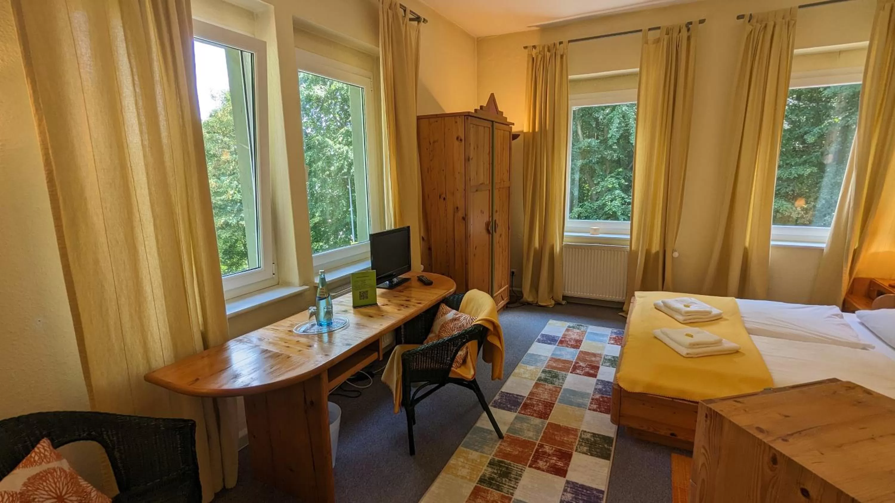 Photo of the whole room, Dining Area in Naturhotel Forsthaus