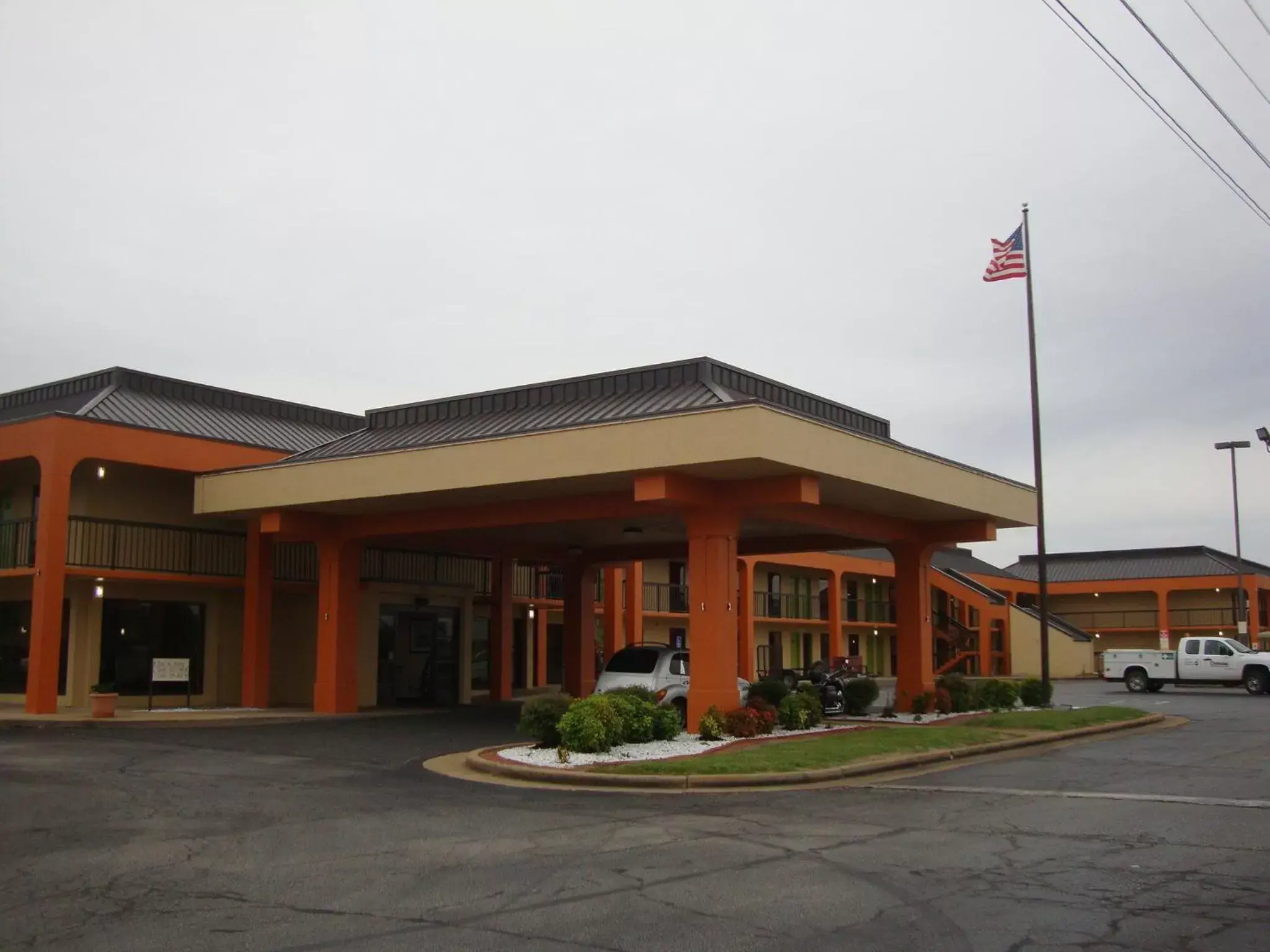 Econo Lodge Inn & Suites Jackson Northwest Econo Lodge Inn & Suites Jackson Northwest