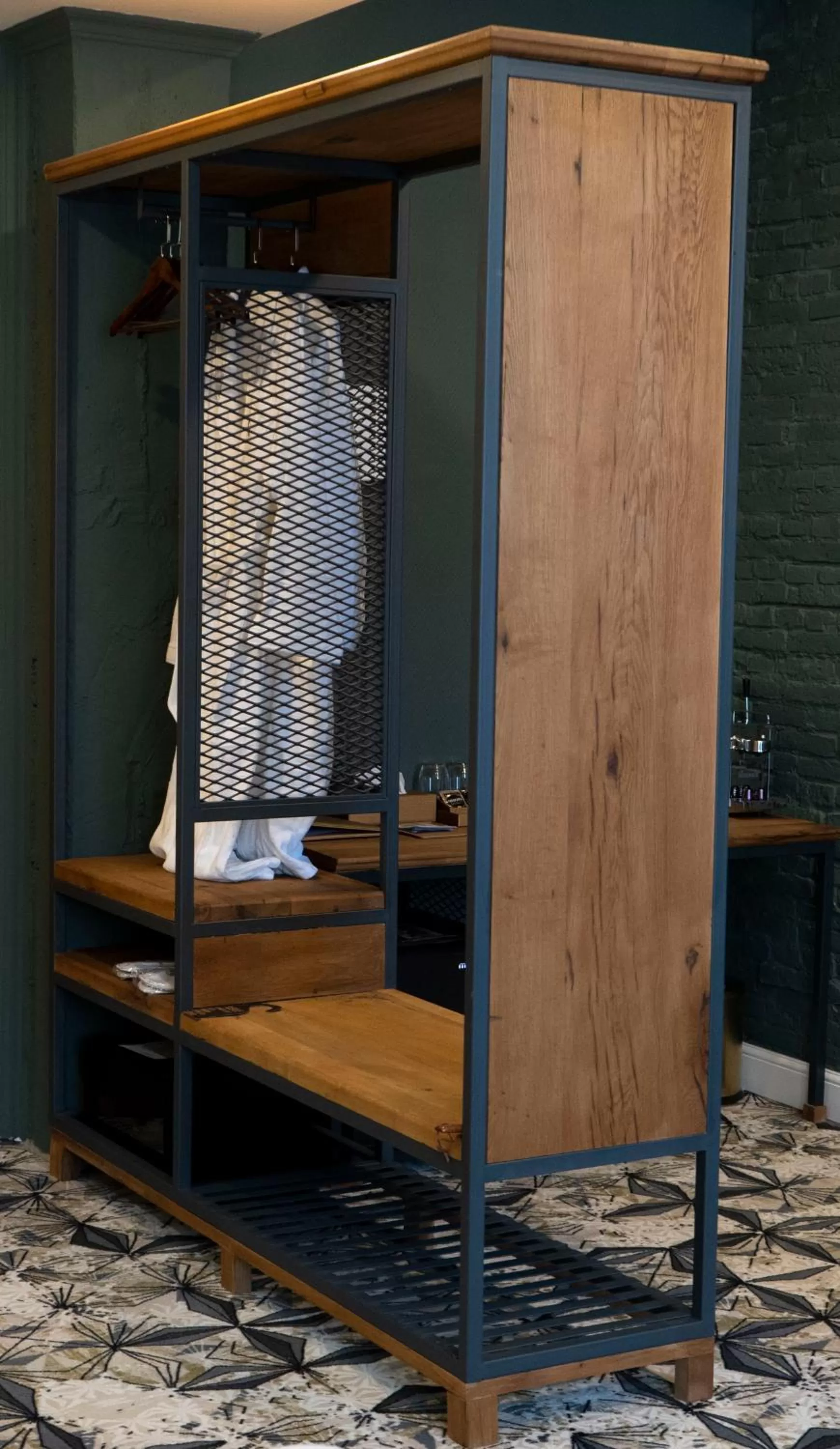 wardrobe in Grand Opera Hotel