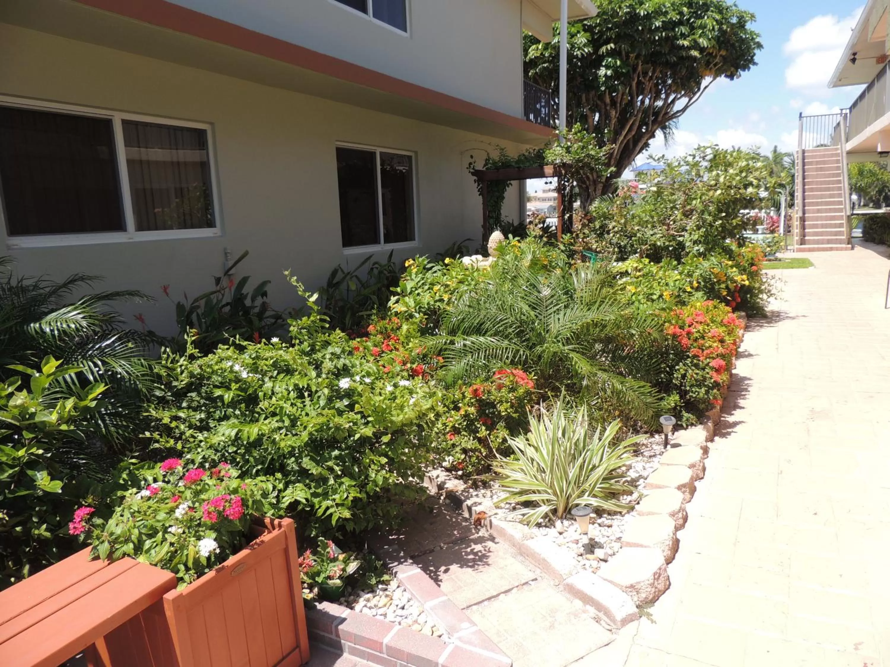 Garden view, Property Building in Aqua Mar Condos