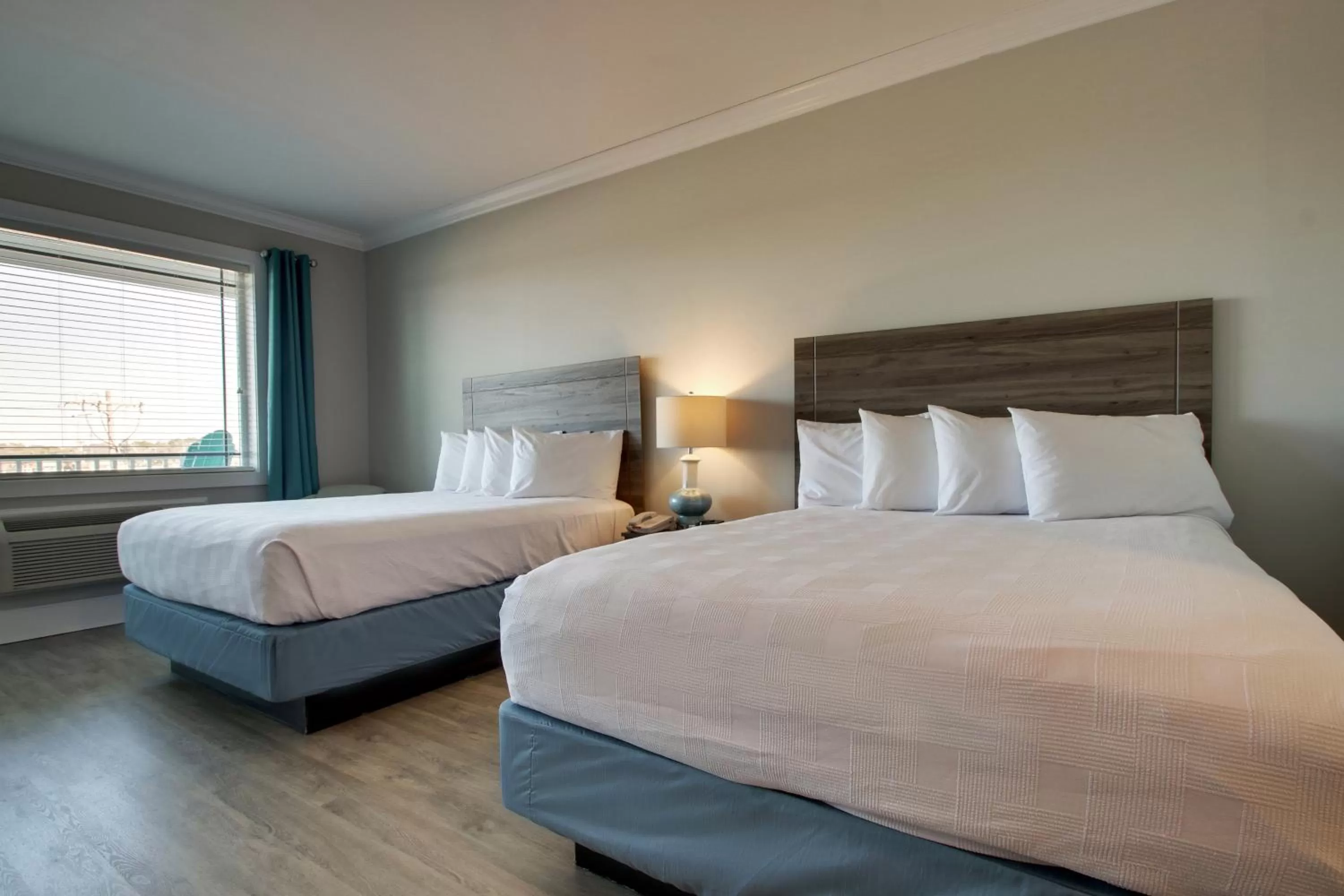 Bedroom, Bed in Islander Hotel & Resort