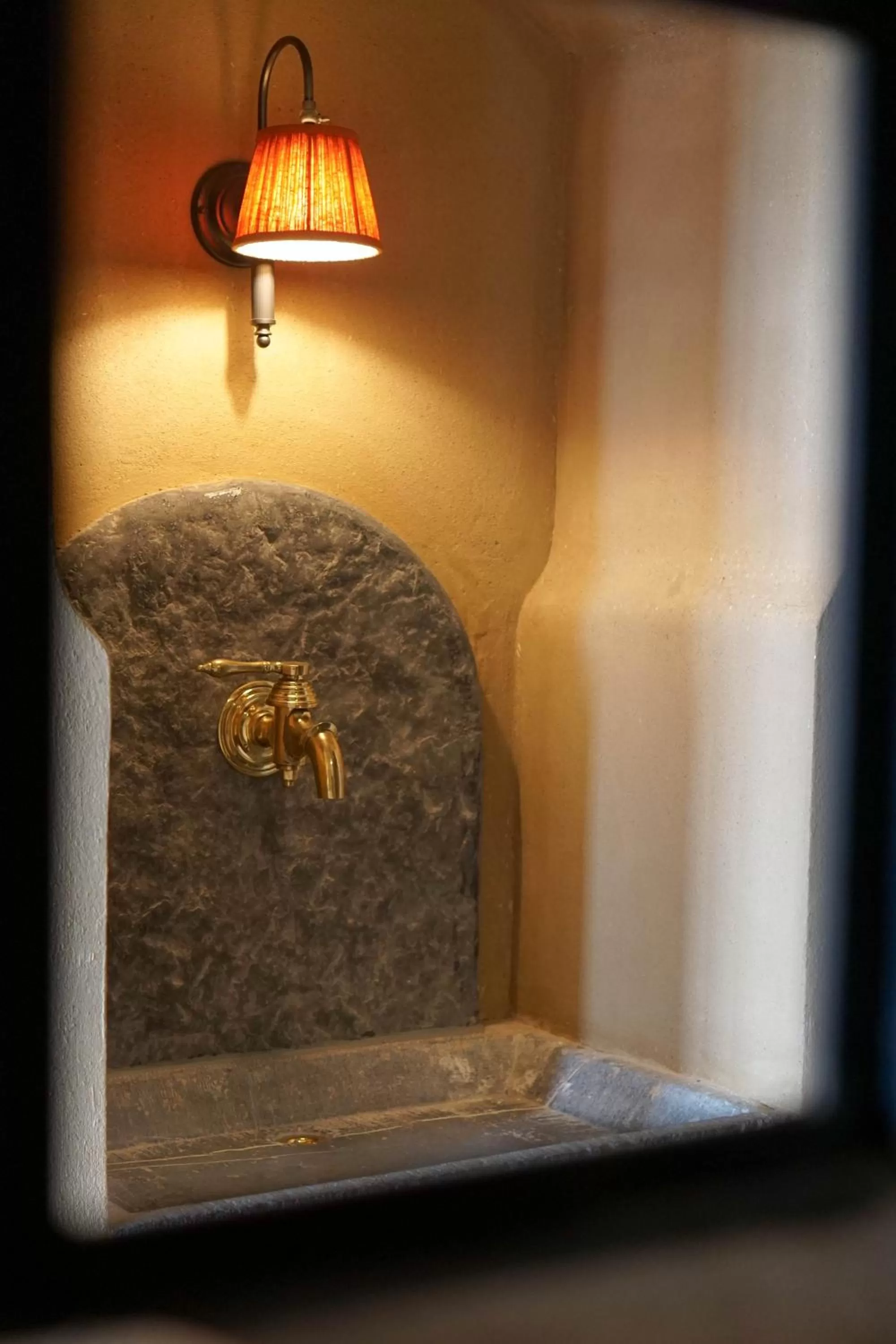 Decorative detail in Boutique Hotel De Brakelhoen