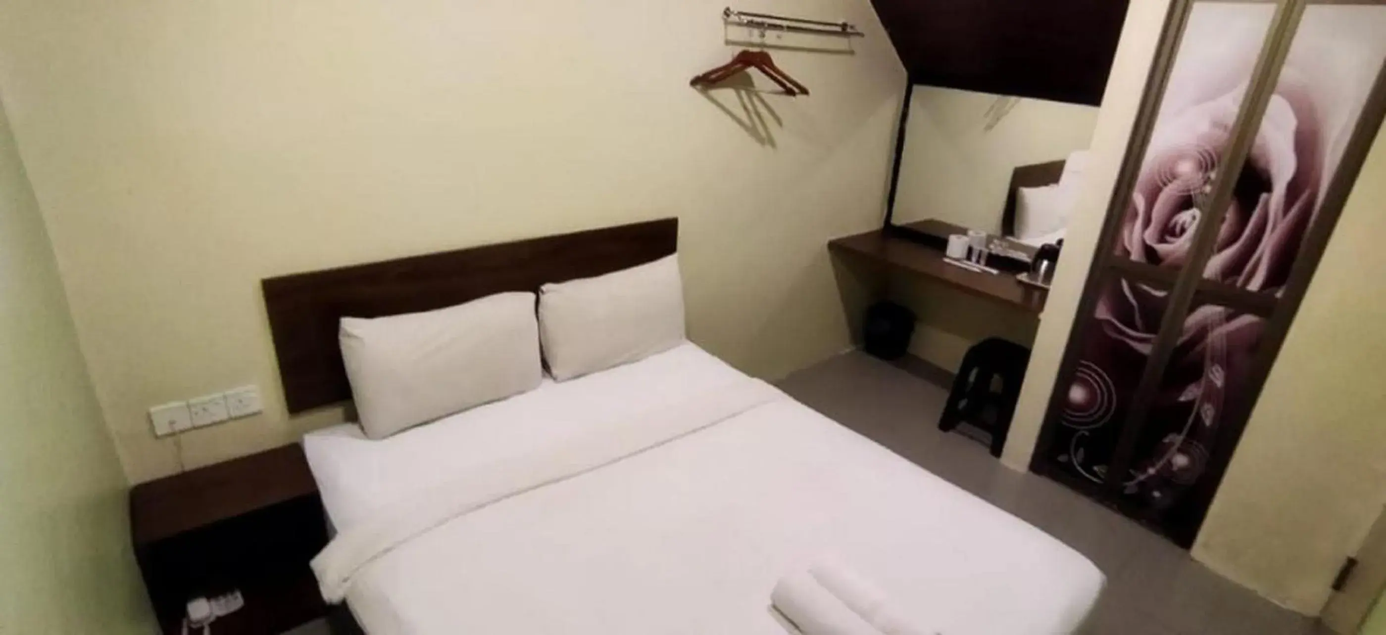 Standard Queen Room in Dream House Hotel Standard Queen Room in Dream House Hotel